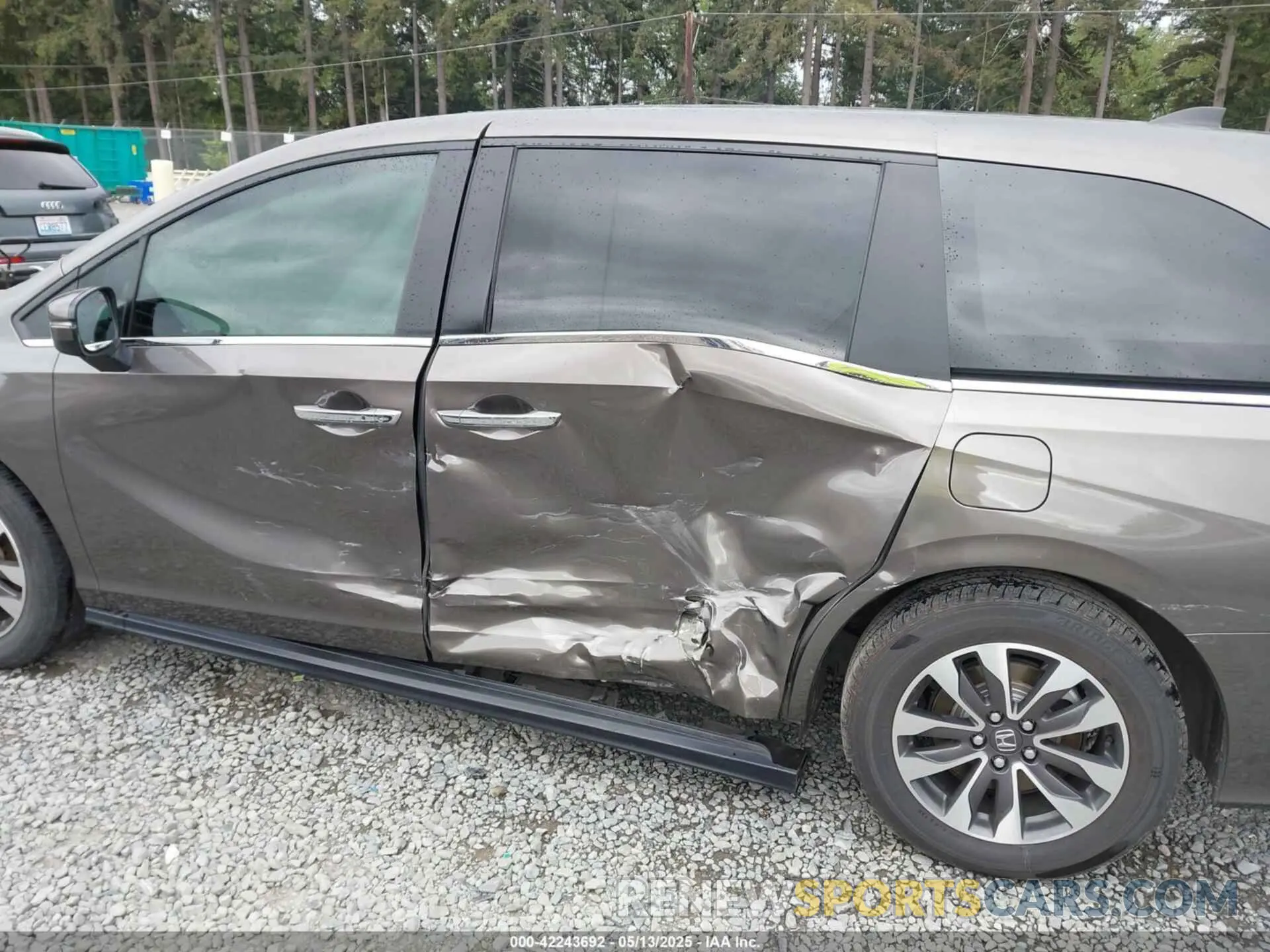 6 Photograph of a damaged car 5FNRL6H77MB017226 HONDA ODYSSEY 2021