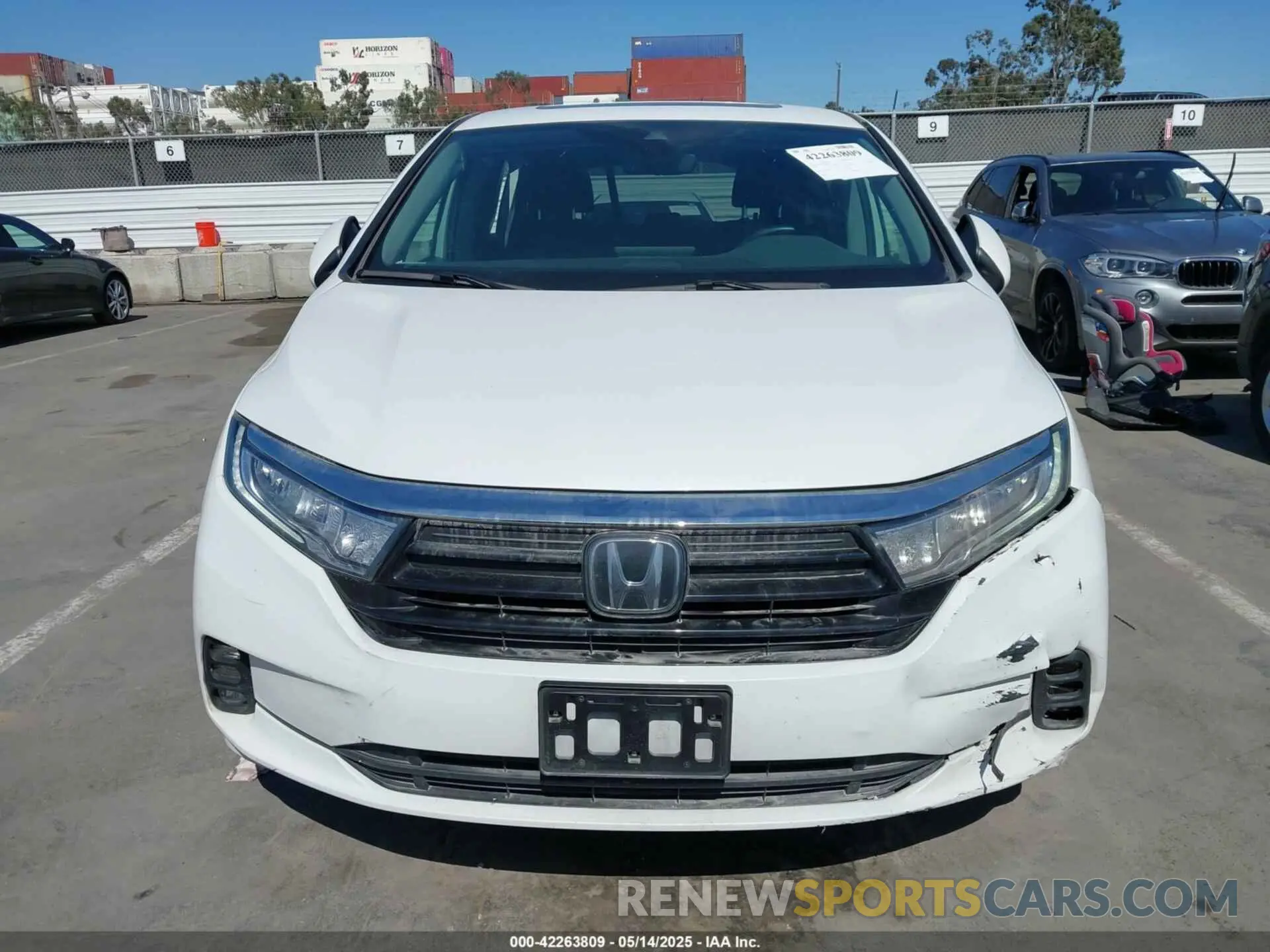 12 Photograph of a damaged car 5FNRL6H79MB003232 HONDA ODYSSEY 2021