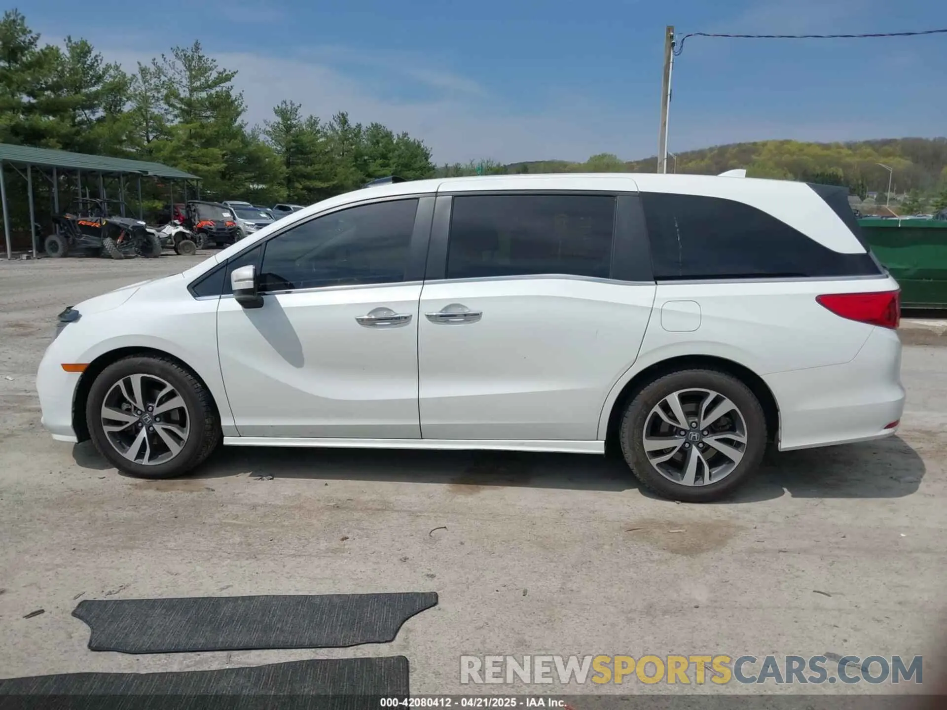 14 Photograph of a damaged car 5FNRL6H80MB010952 HONDA ODYSSEY 2021