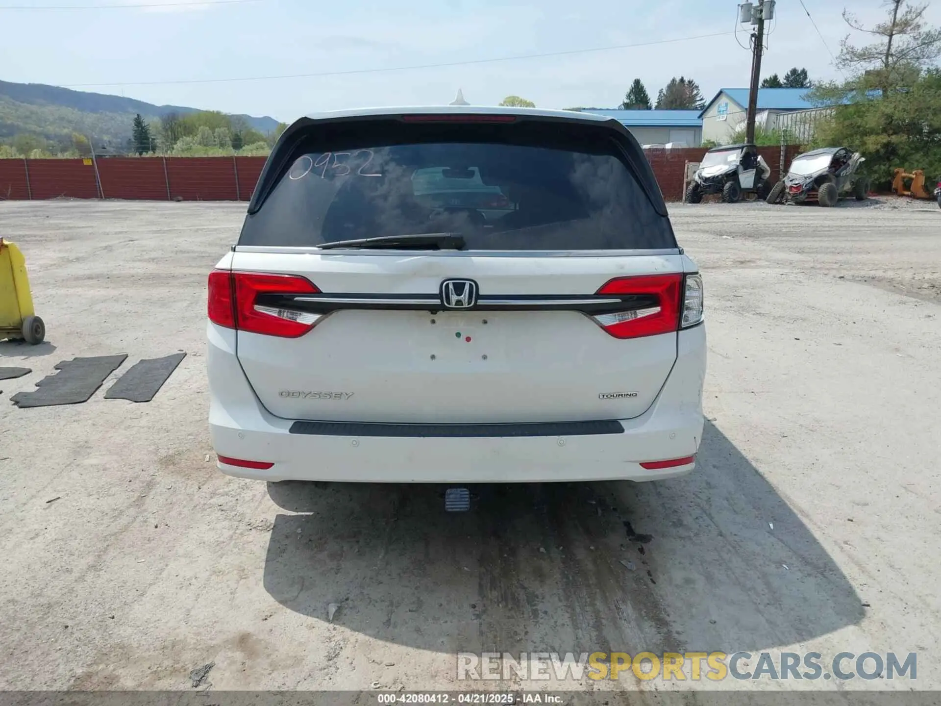 16 Photograph of a damaged car 5FNRL6H80MB010952 HONDA ODYSSEY 2021