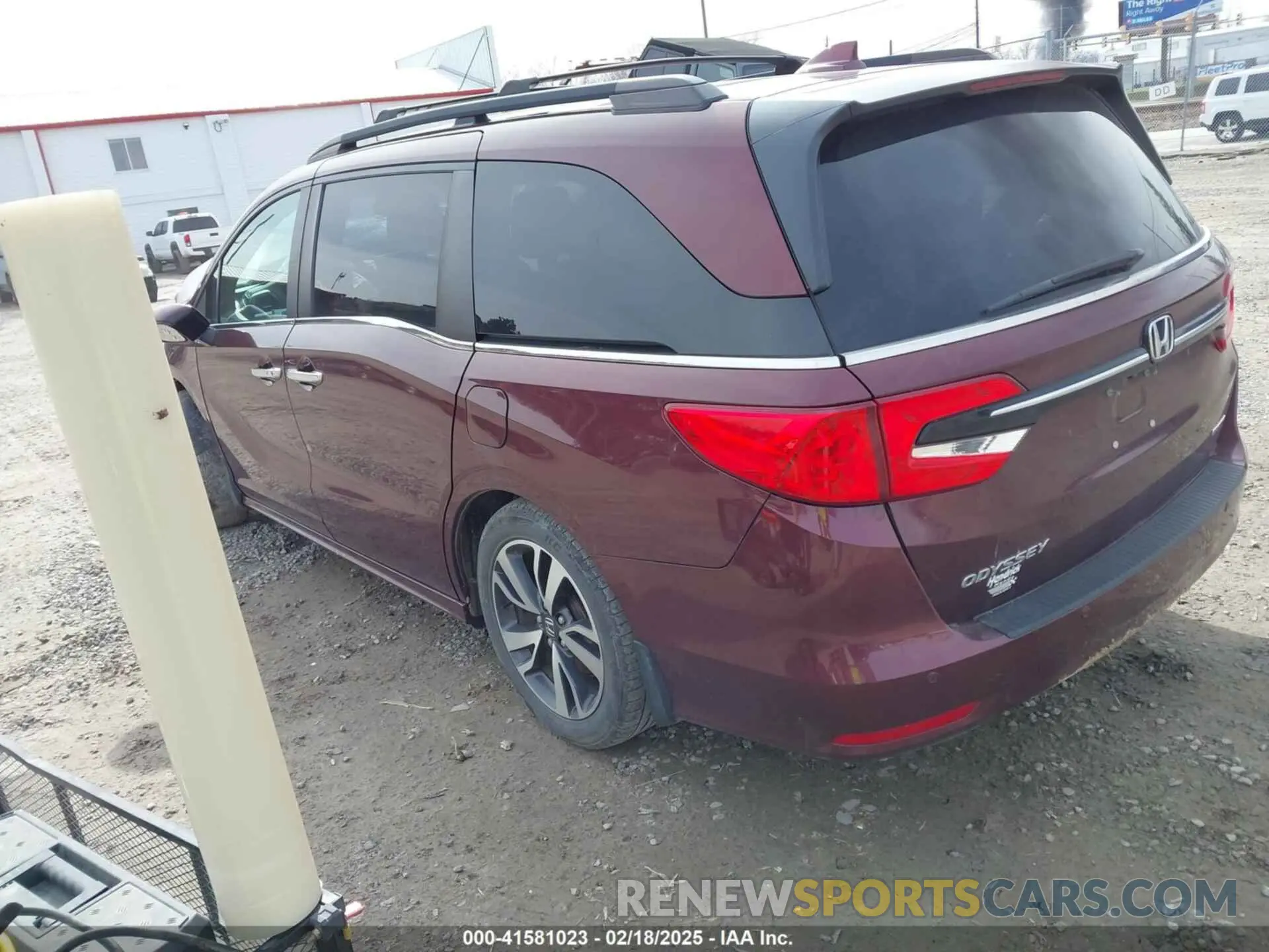 3 Photograph of a damaged car 5FNRL6H80MB020994 HONDA ODYSSEY 2021