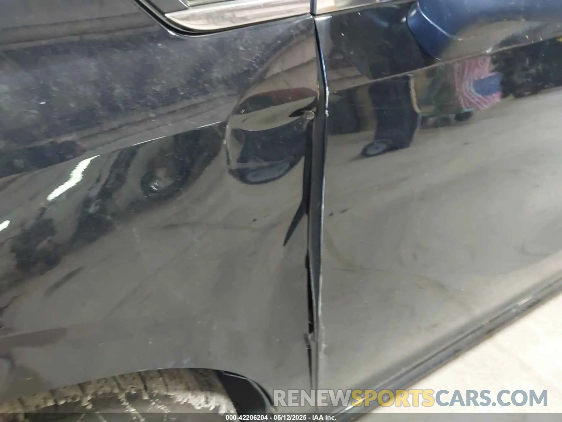 19 Photograph of a damaged car 5FNRL6H83MB028264 HONDA ODYSSEY 2021