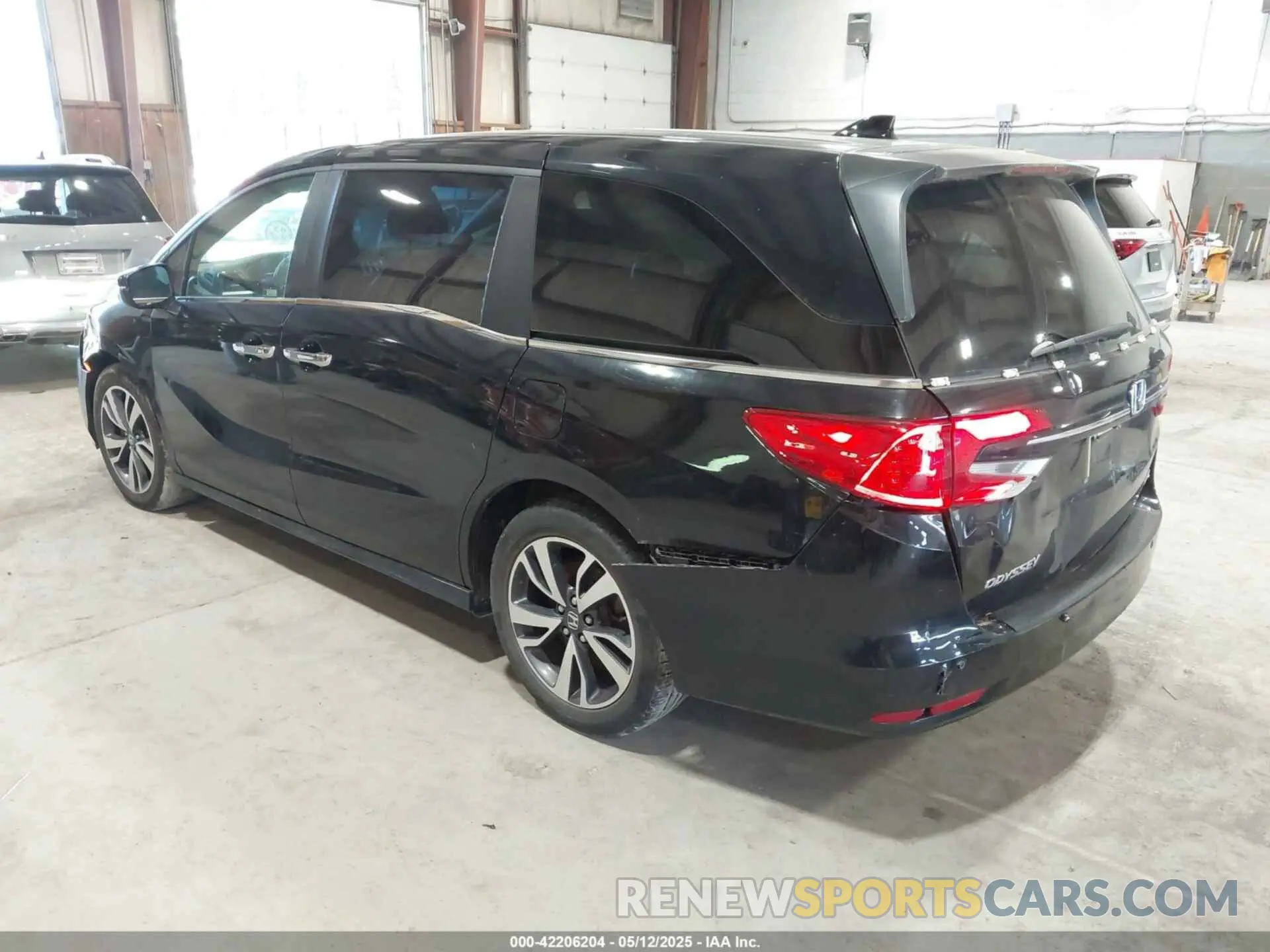 3 Photograph of a damaged car 5FNRL6H83MB028264 HONDA ODYSSEY 2021
