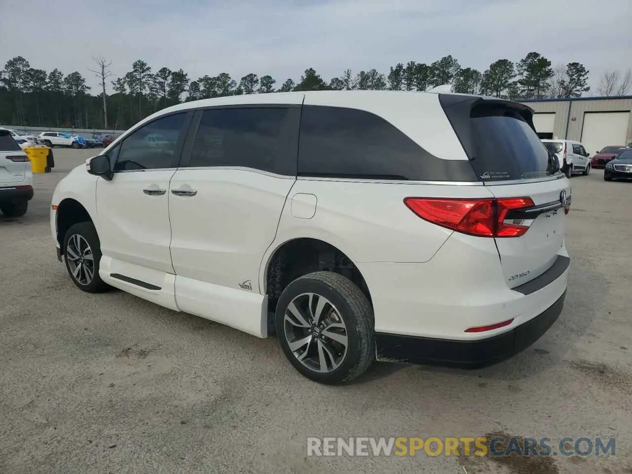 2 Photograph of a damaged car 5FNRL6H83MB041063 HONDA ODYSSEY 2021