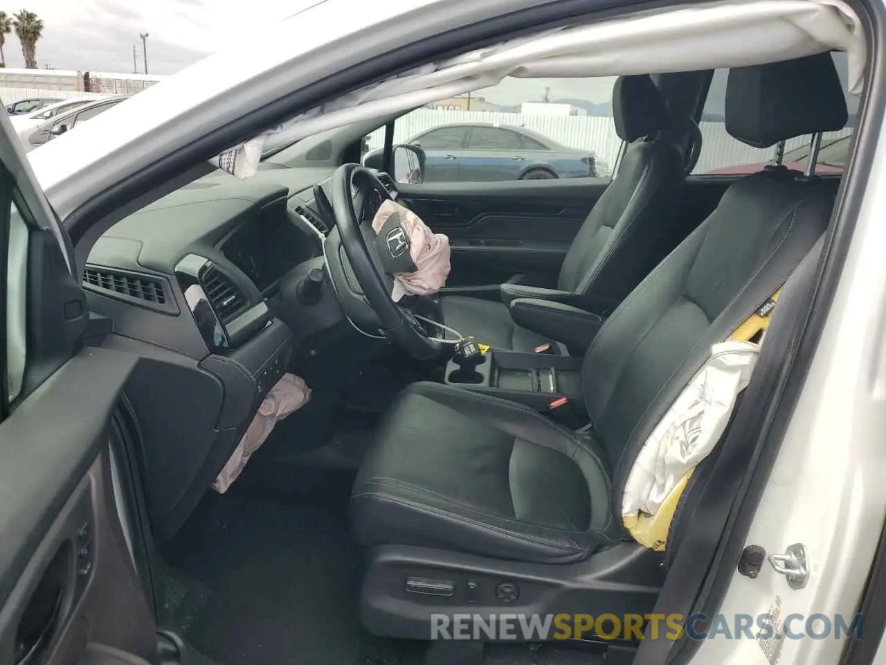 7 Photograph of a damaged car 5FNRL6H85MB038603 HONDA ODYSSEY 2021