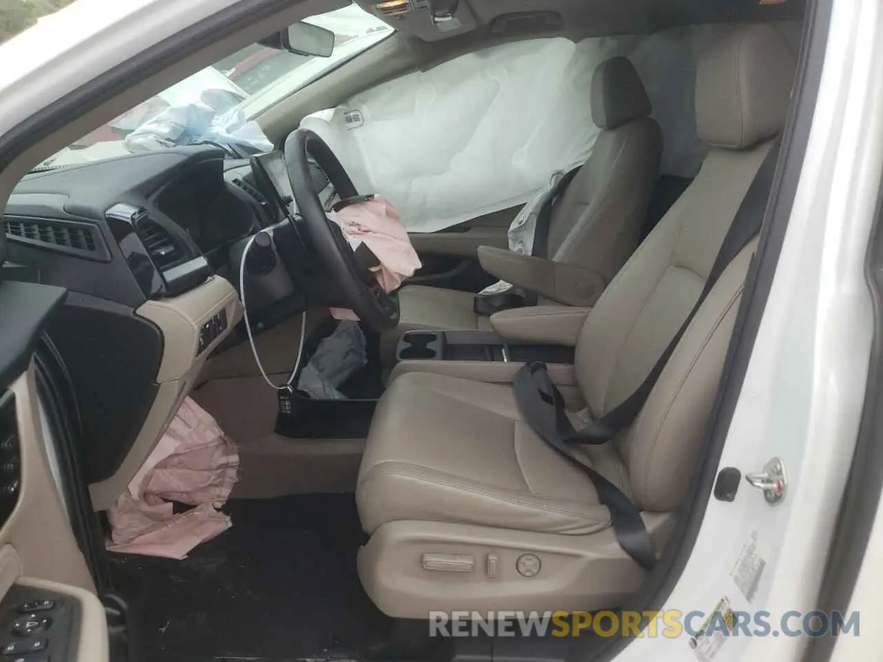 7 Photograph of a damaged car 5FNRL6H86MB018943 HONDA ODYSSEY 2021
