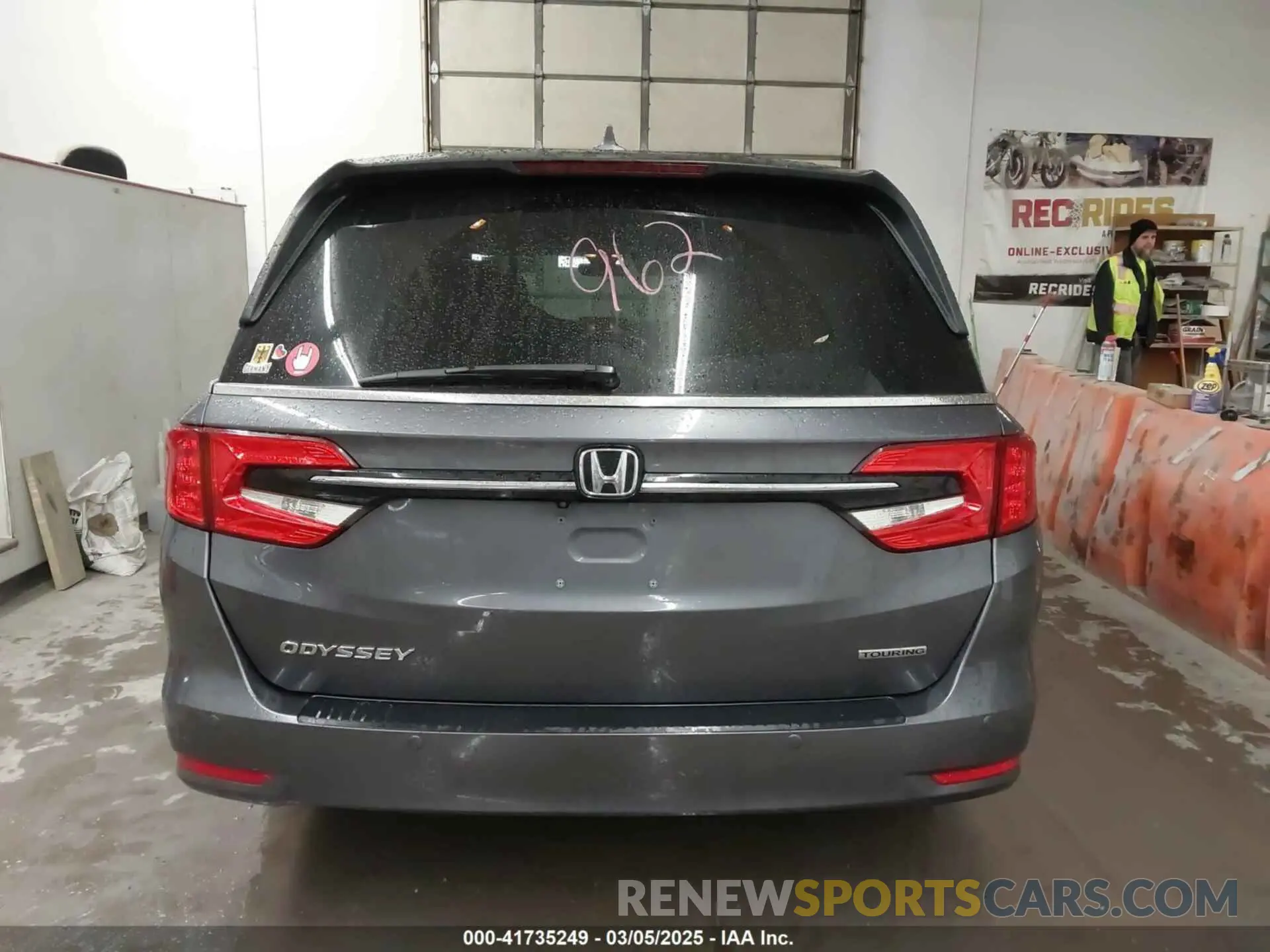 16 Photograph of a damaged car 5FNRL6H86MB026038 HONDA ODYSSEY 2021