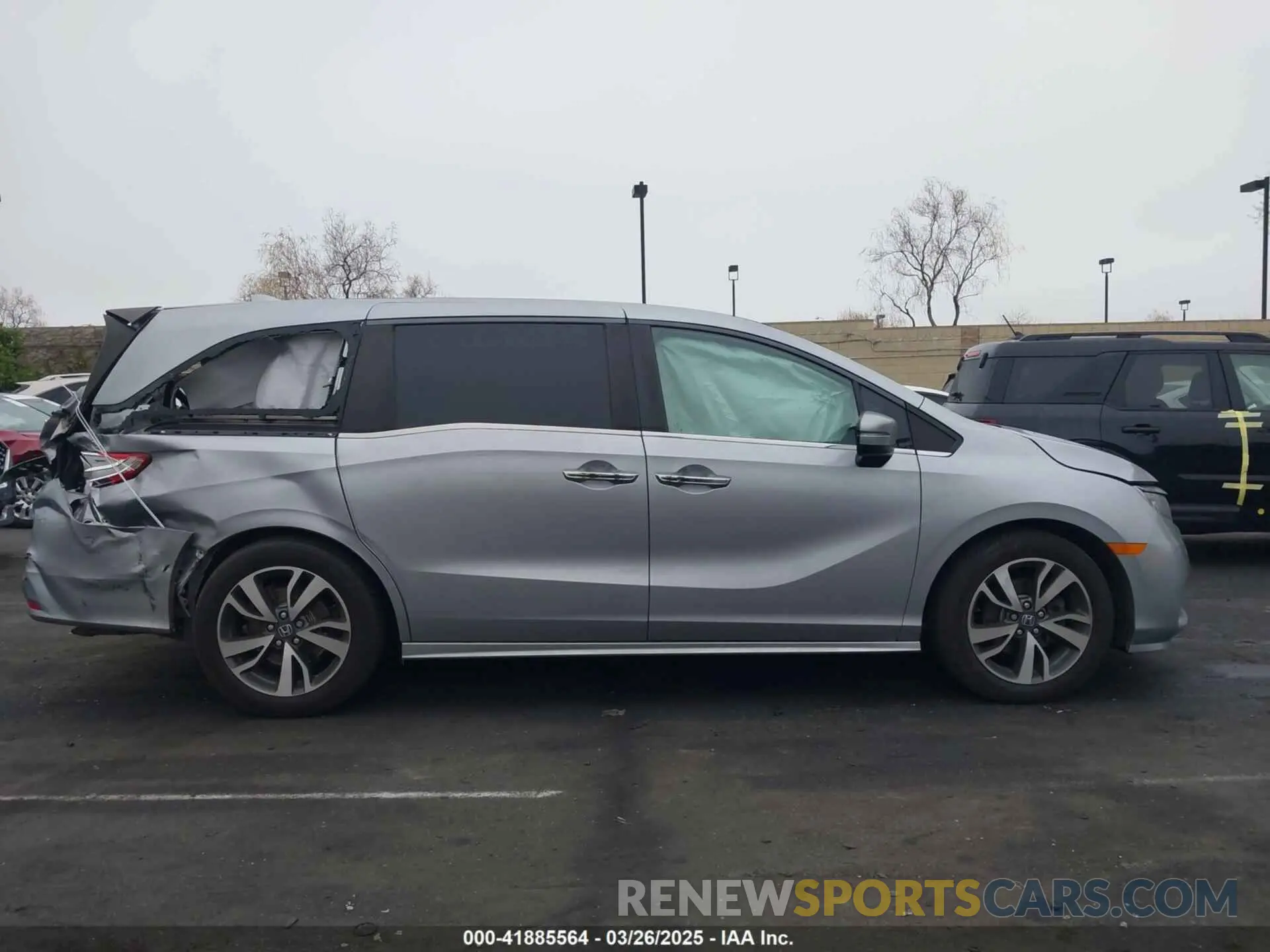 13 Photograph of a damaged car 5FNRL6H88MB000217 HONDA ODYSSEY 2021