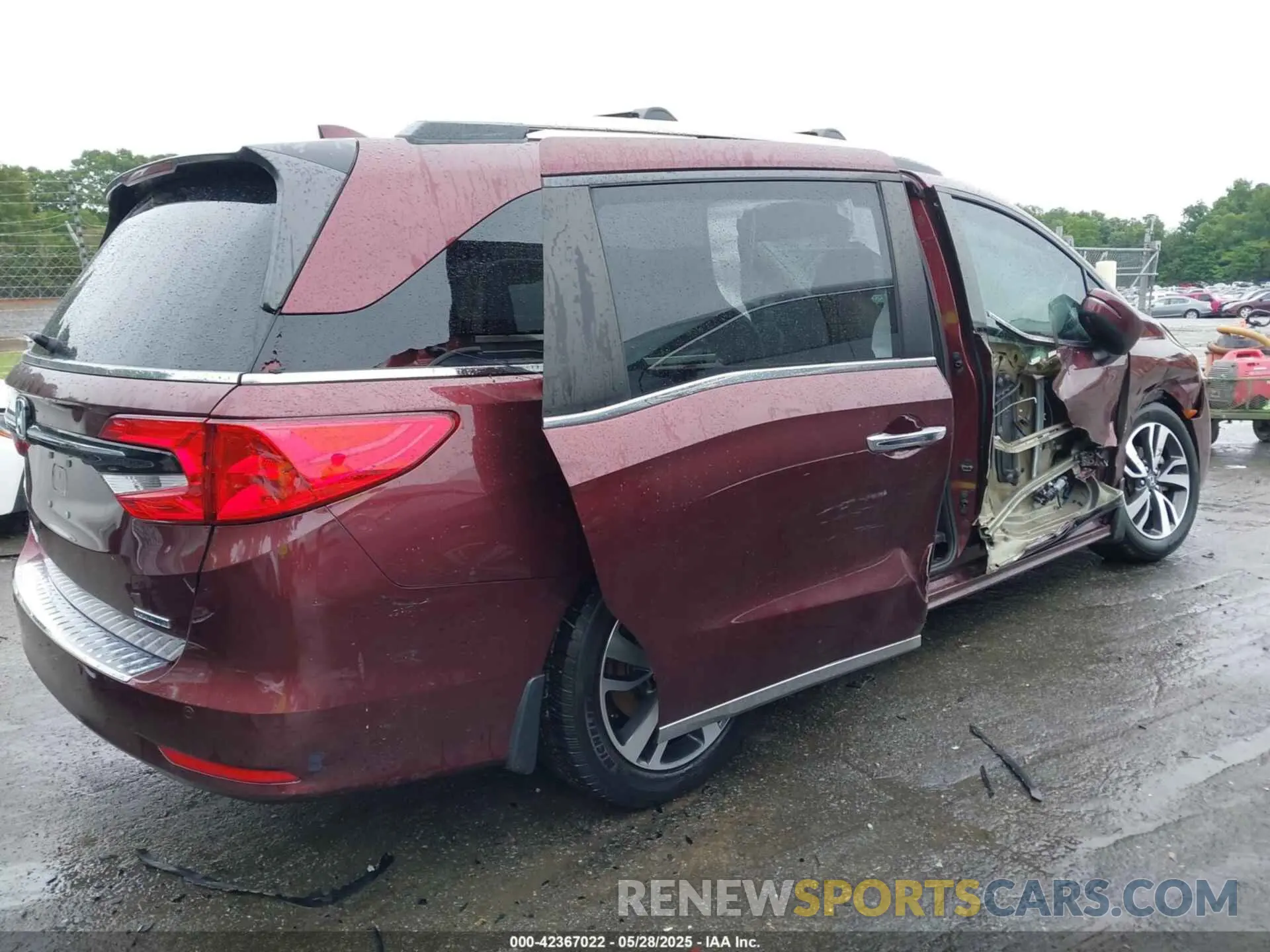 16 Photograph of a damaged car 5FNRL6H88MB006938 HONDA ODYSSEY 2021