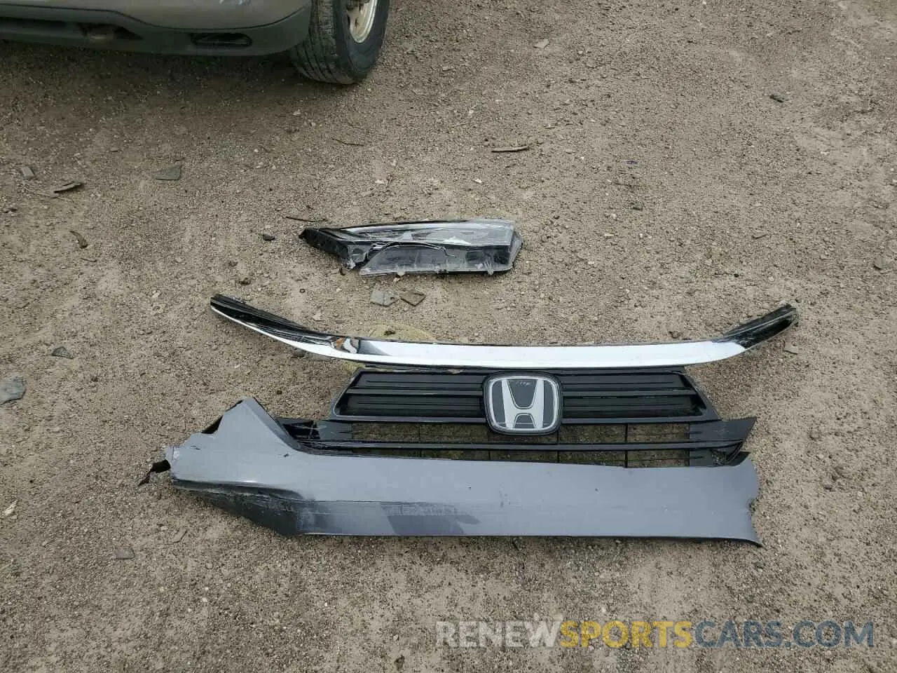 13 Photograph of a damaged car 5FNRL6H91MB019443 HONDA ODYSSEY 2021