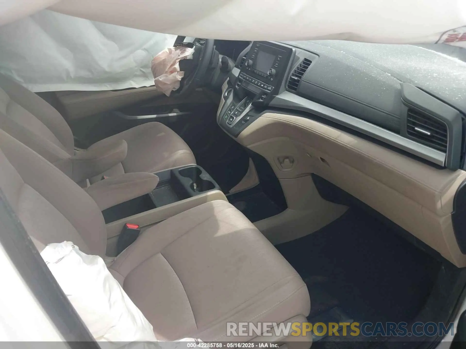 5 Photograph of a damaged car 5FNRL6H21NB013534 HONDA ODYSSEY 2022