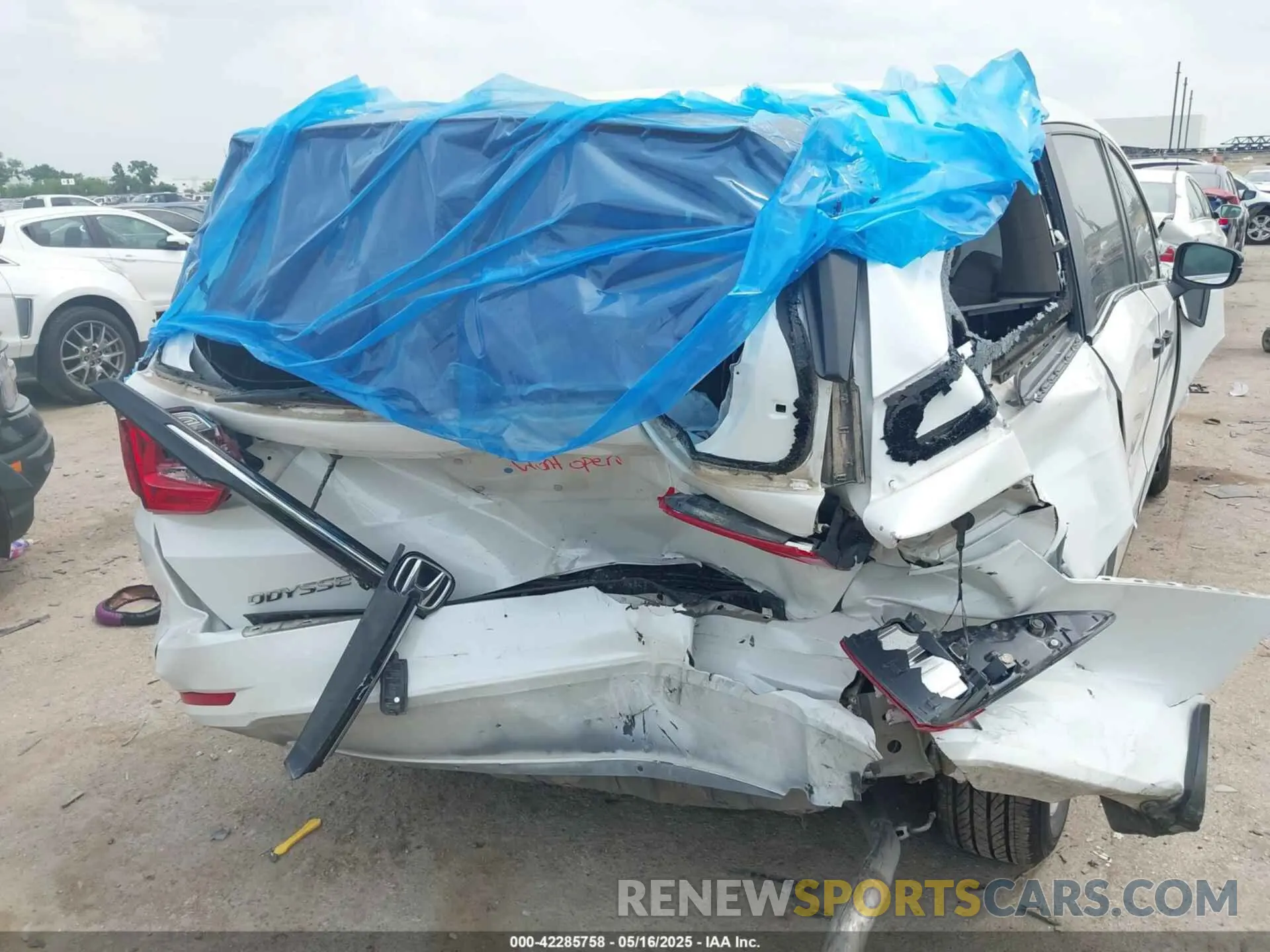 6 Photograph of a damaged car 5FNRL6H21NB013534 HONDA ODYSSEY 2022