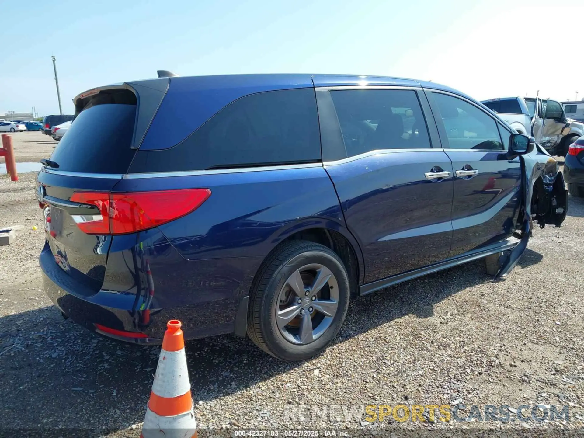 4 Photograph of a damaged car 5FNRL6H50NB000347 HONDA ODYSSEY 2022
