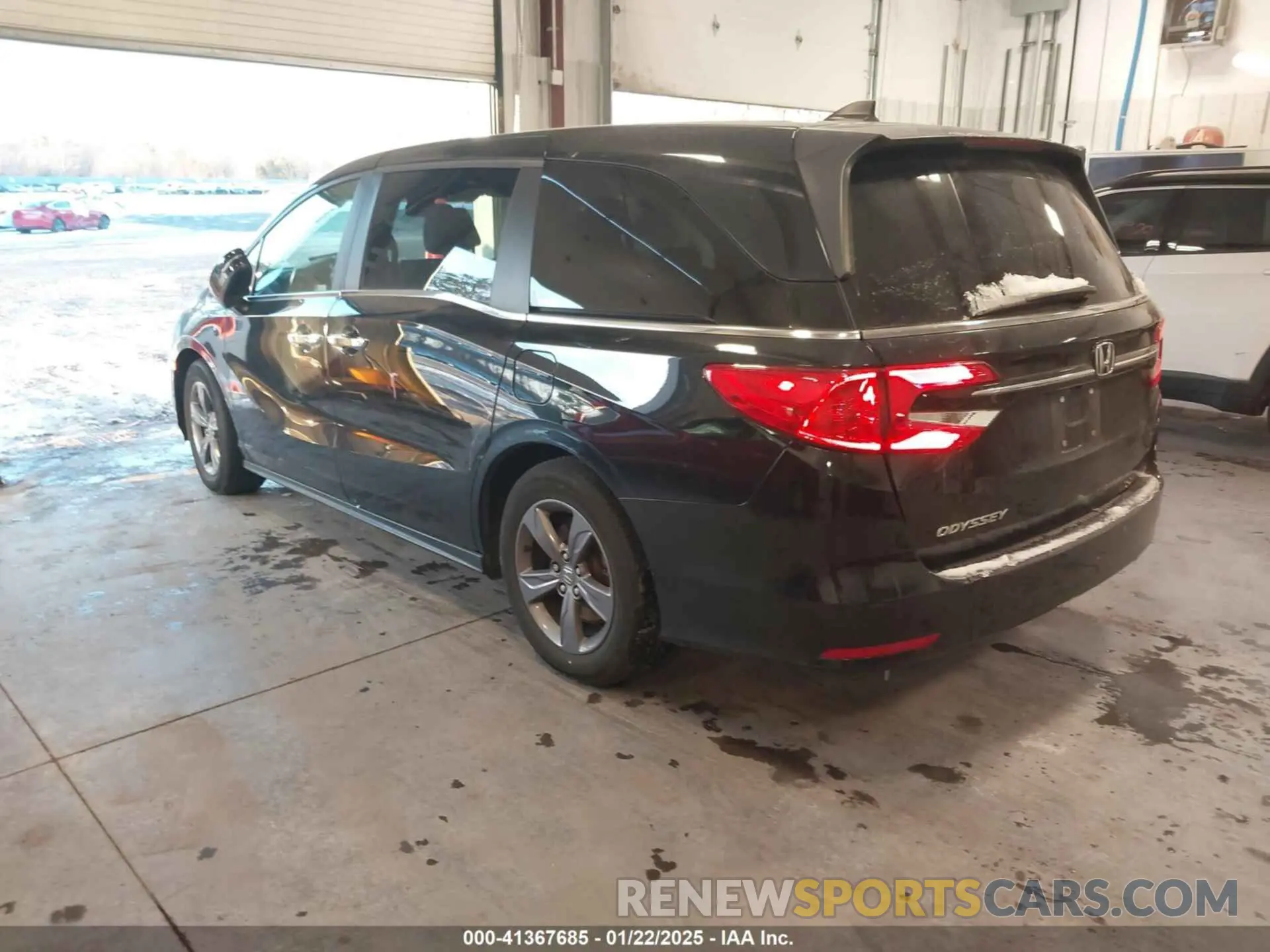 3 Photograph of a damaged car 5FNRL6H50NB035132 HONDA ODYSSEY 2022