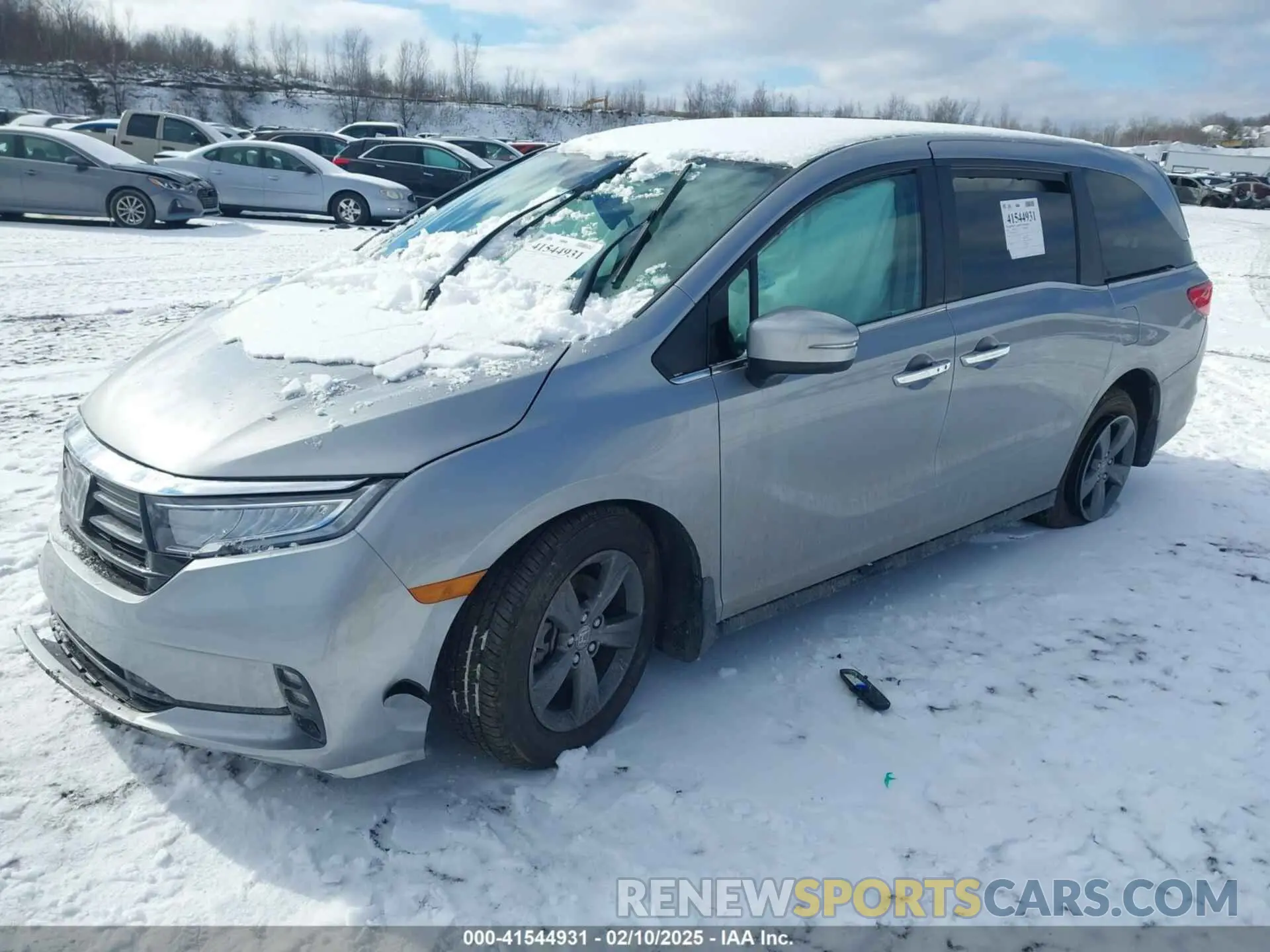 2 Photograph of a damaged car 5FNRL6H51NB052313 HONDA ODYSSEY 2022