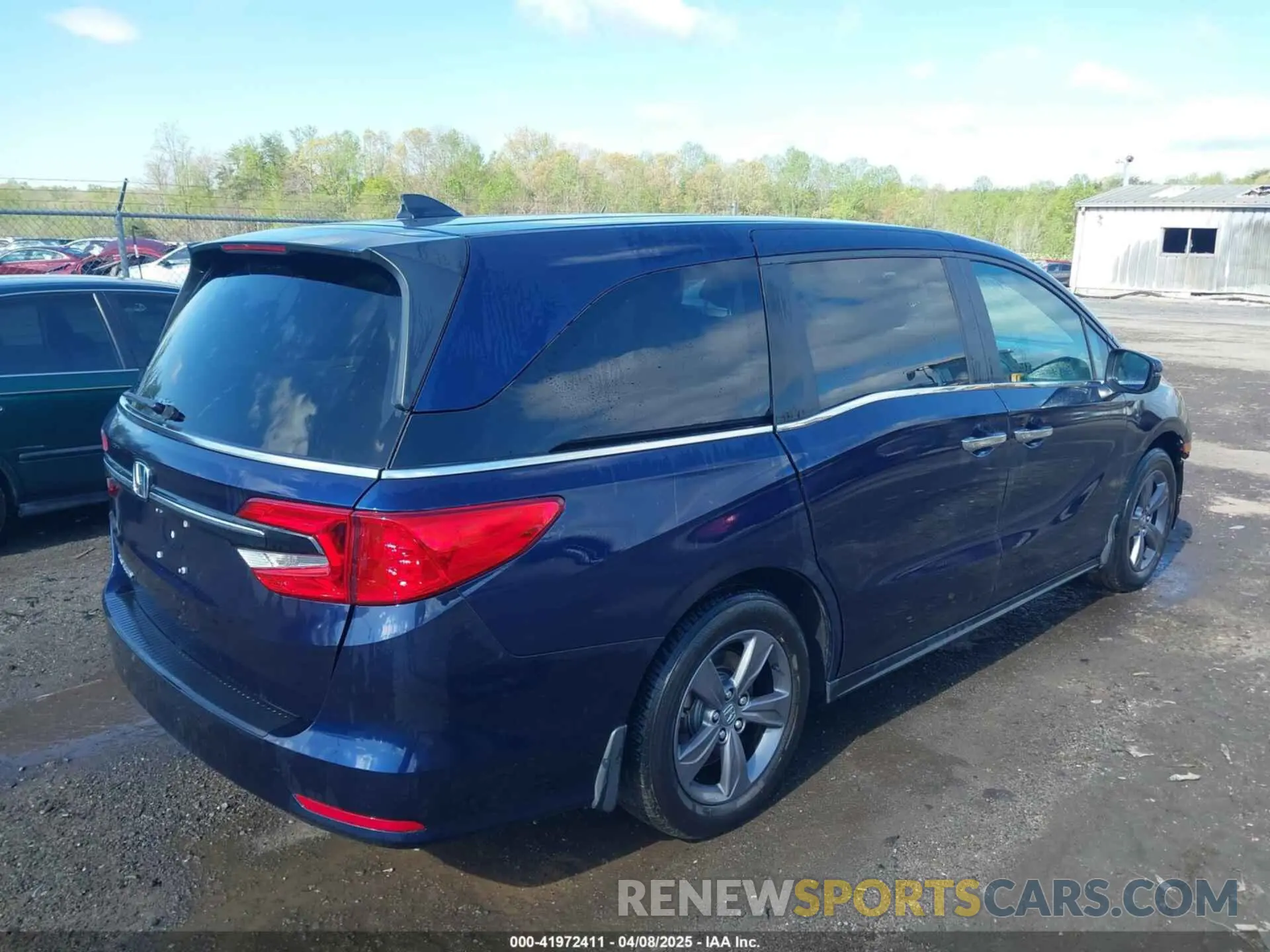 4 Photograph of a damaged car 5FNRL6H56NB048063 HONDA ODYSSEY 2022