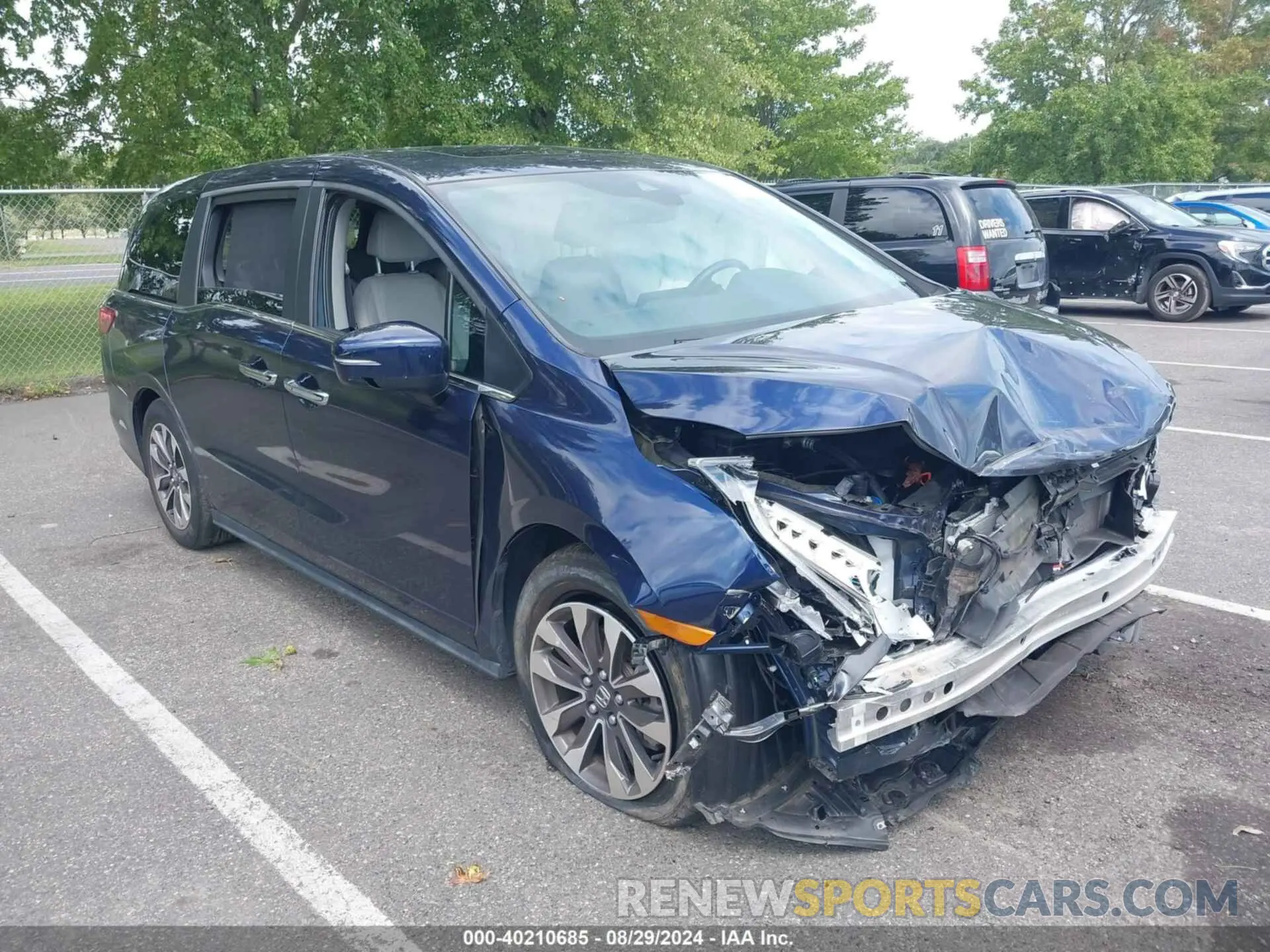 1 Photograph of a damaged car 5FNRL6H70NB053843 HONDA ODYSSEY 2022