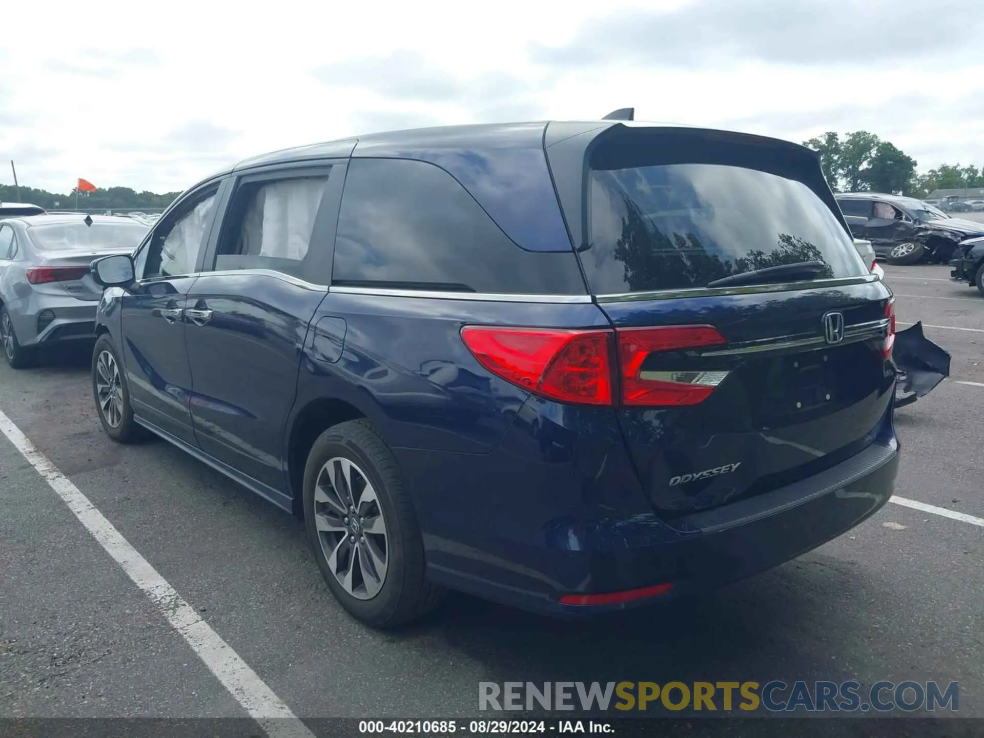 3 Photograph of a damaged car 5FNRL6H70NB053843 HONDA ODYSSEY 2022