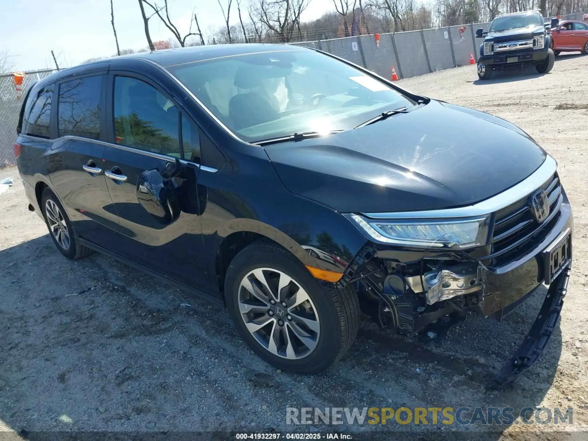 1 Photograph of a damaged car 5FNRL6H72NB002554 HONDA ODYSSEY 2022