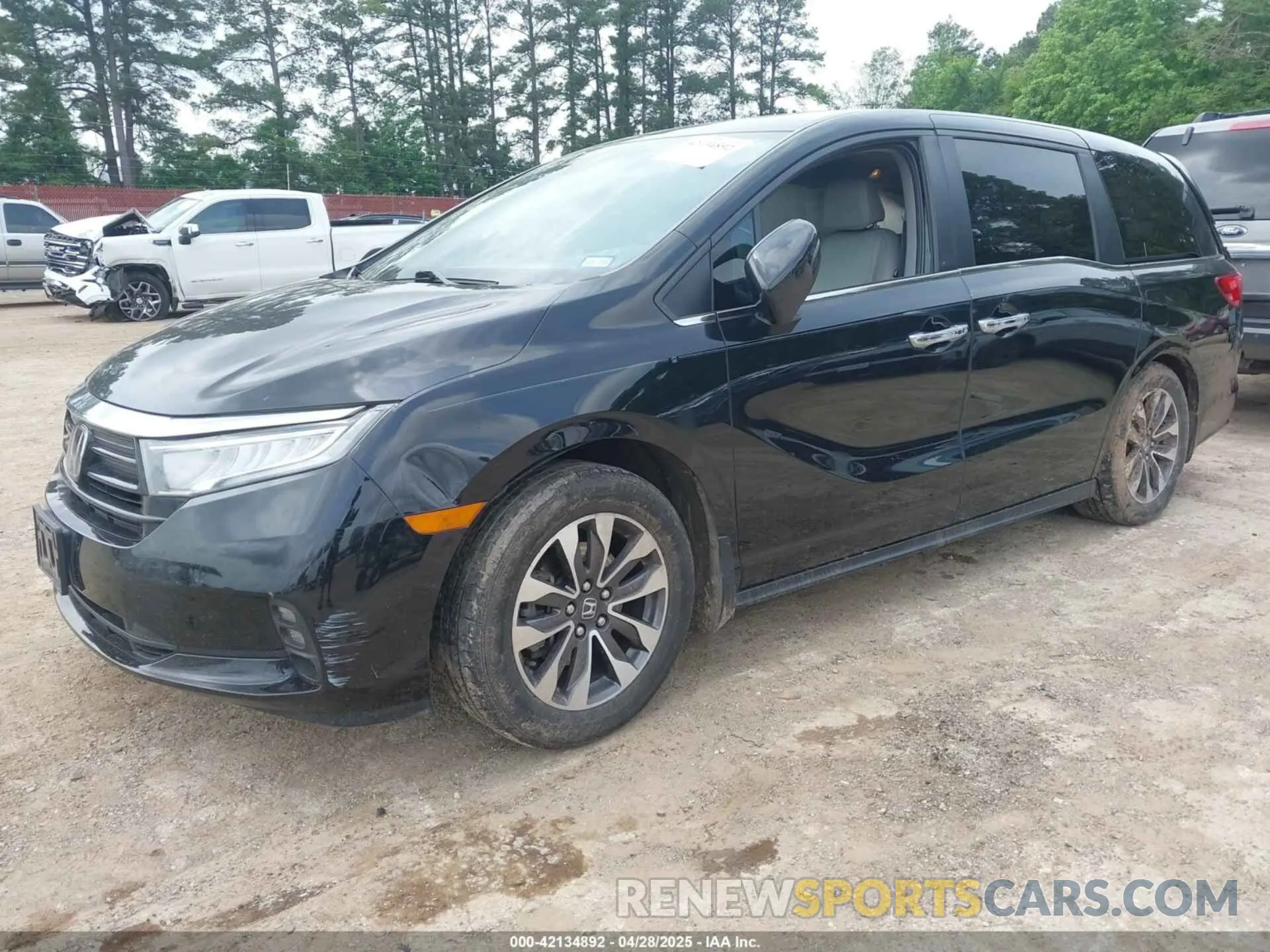 2 Photograph of a damaged car 5FNRL6H74NB012115 HONDA ODYSSEY 2022