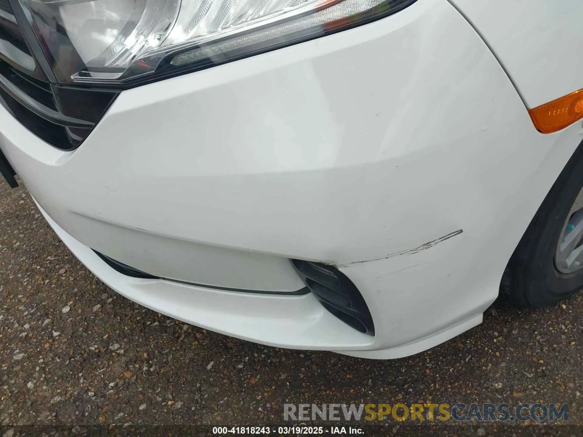 18 Photograph of a damaged car 5FNRL6H76NB002248 HONDA ODYSSEY 2022