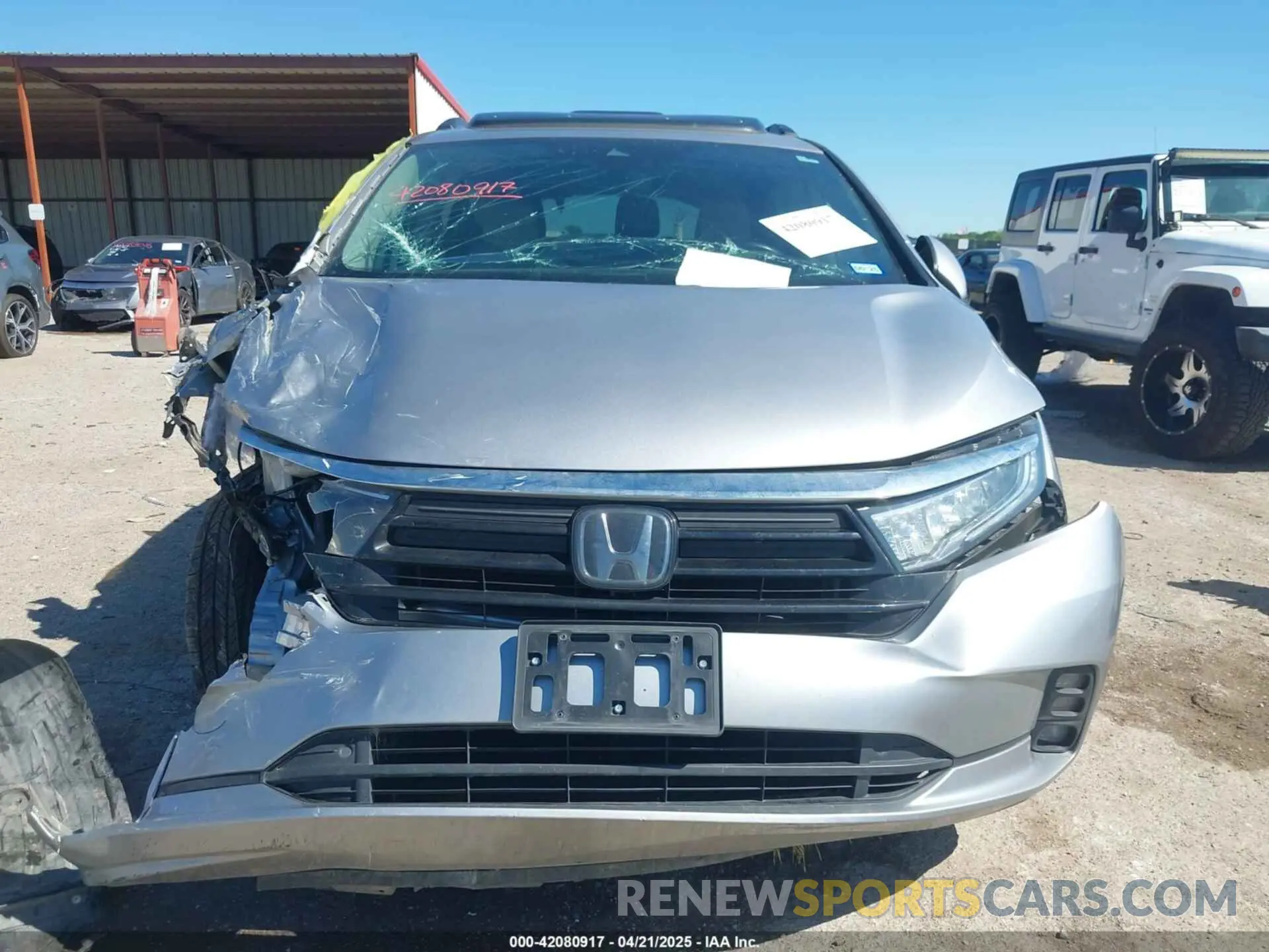11 Photograph of a damaged car 5FNRL6H76NB002461 HONDA ODYSSEY 2022