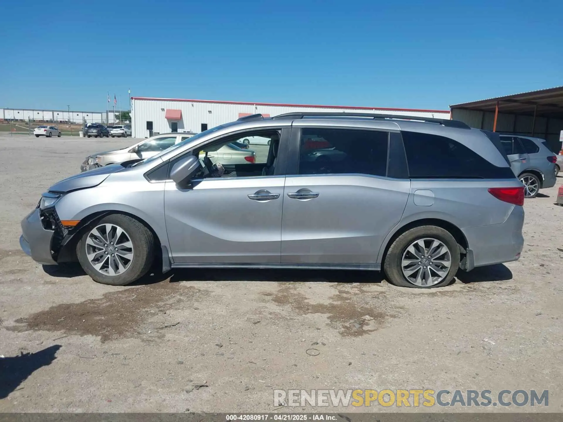 13 Photograph of a damaged car 5FNRL6H76NB002461 HONDA ODYSSEY 2022
