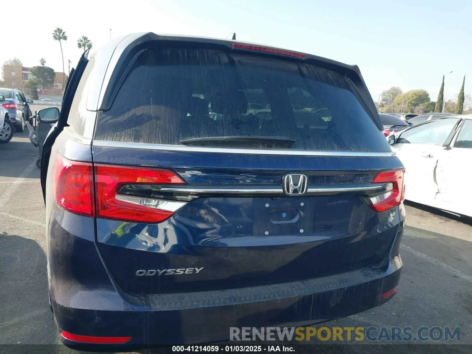 16 Photograph of a damaged car 5FNRL6H77NB013825 HONDA ODYSSEY 2022