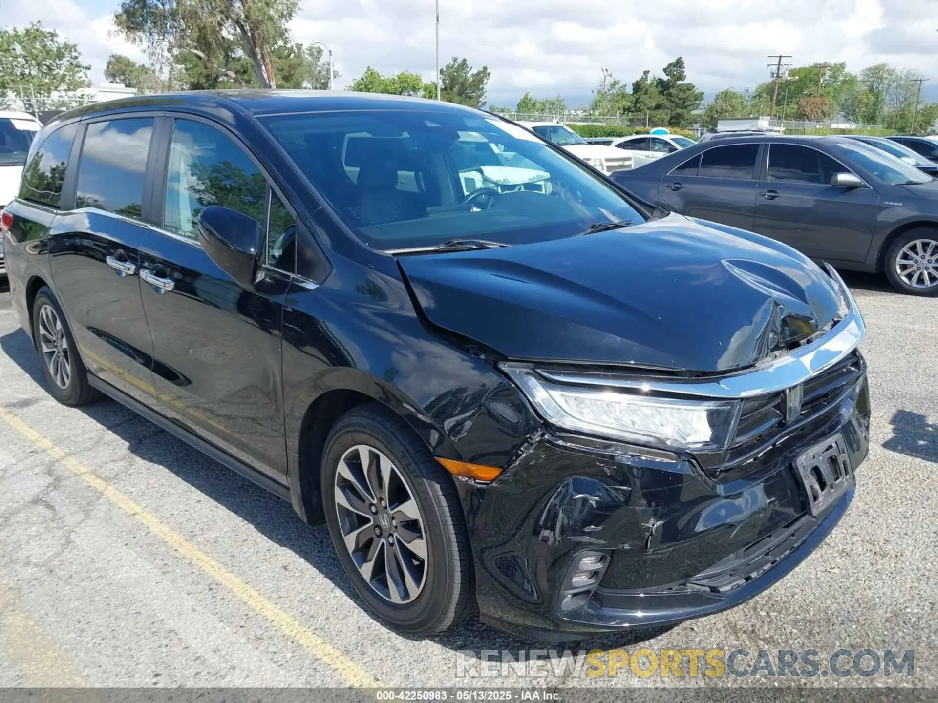 1 Photograph of a damaged car 5FNRL6H79NB032117 HONDA ODYSSEY 2022