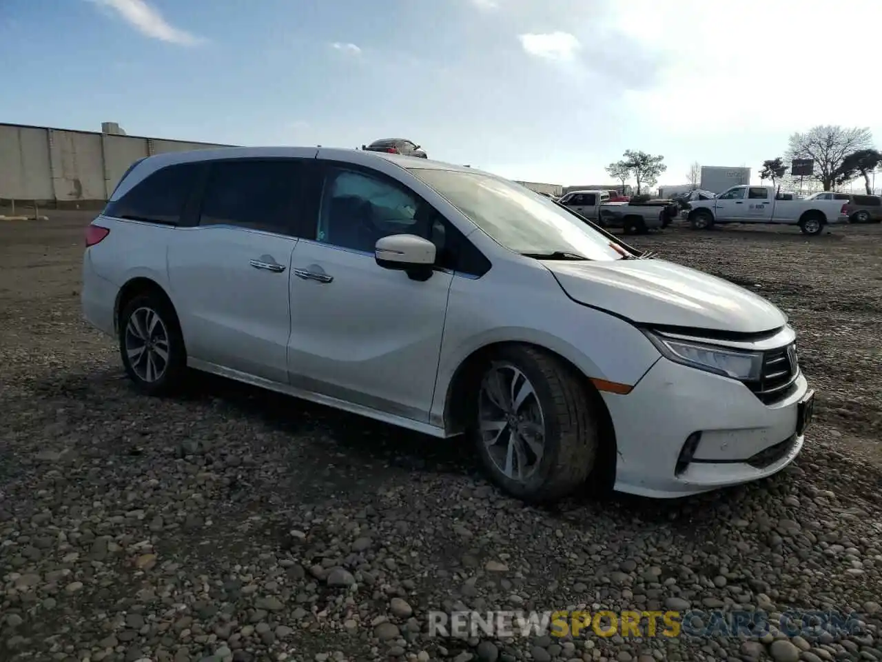 4 Photograph of a damaged car 5FNRL6H83NB028816 HONDA ODYSSEY 2022