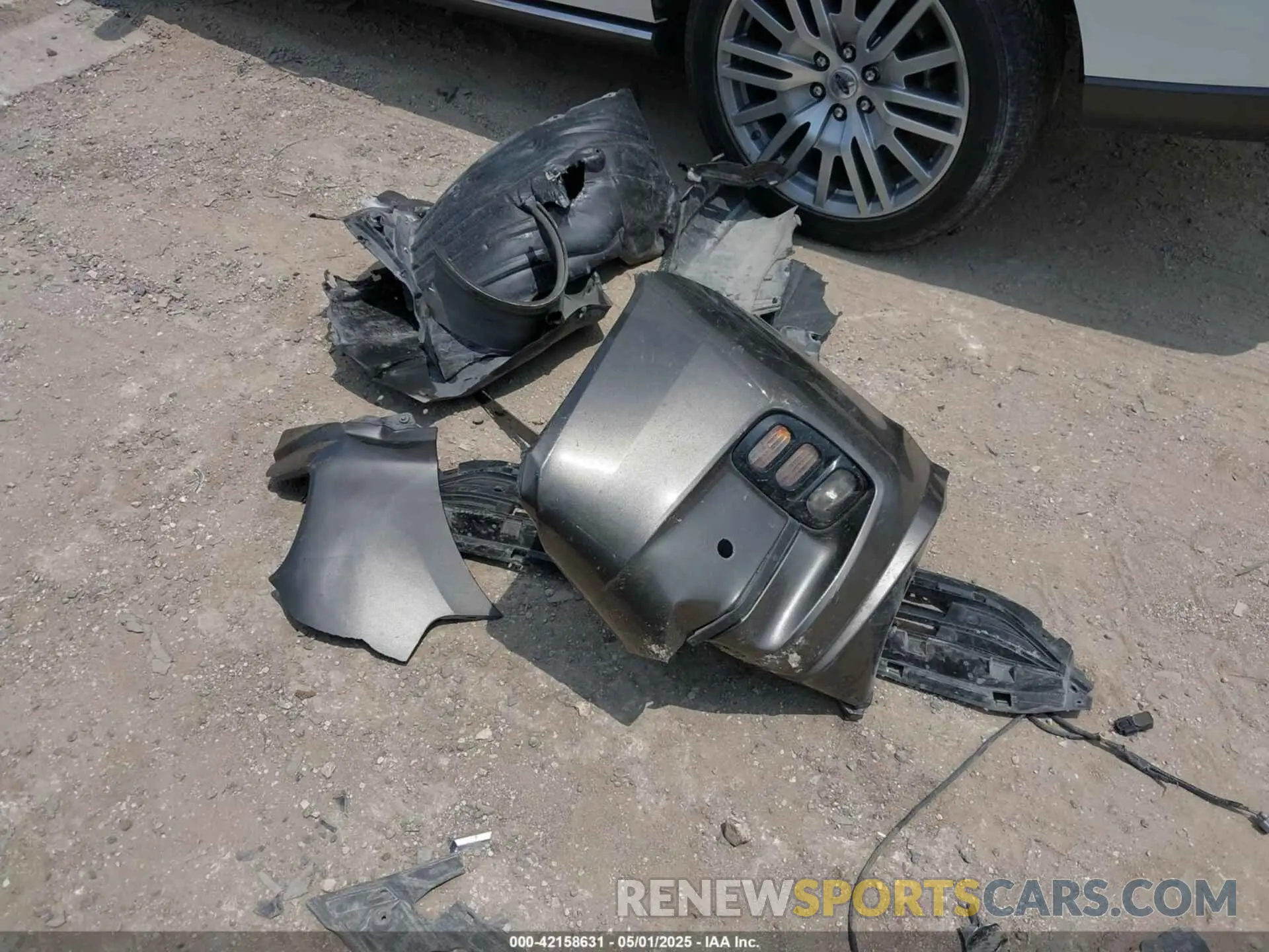 11 Photograph of a damaged car 5FNRL6H85NB052132 HONDA ODYSSEY 2022