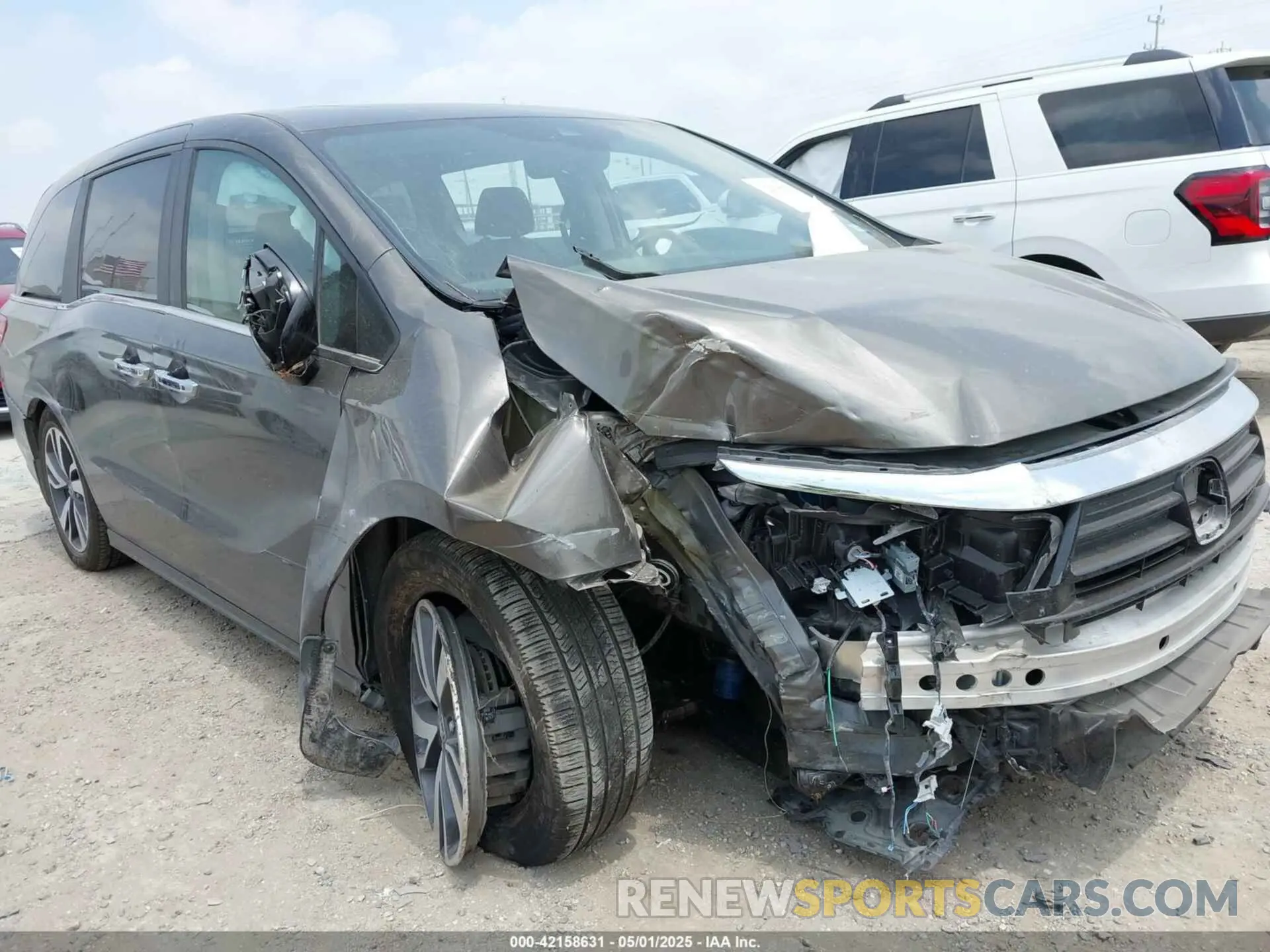 6 Photograph of a damaged car 5FNRL6H85NB052132 HONDA ODYSSEY 2022