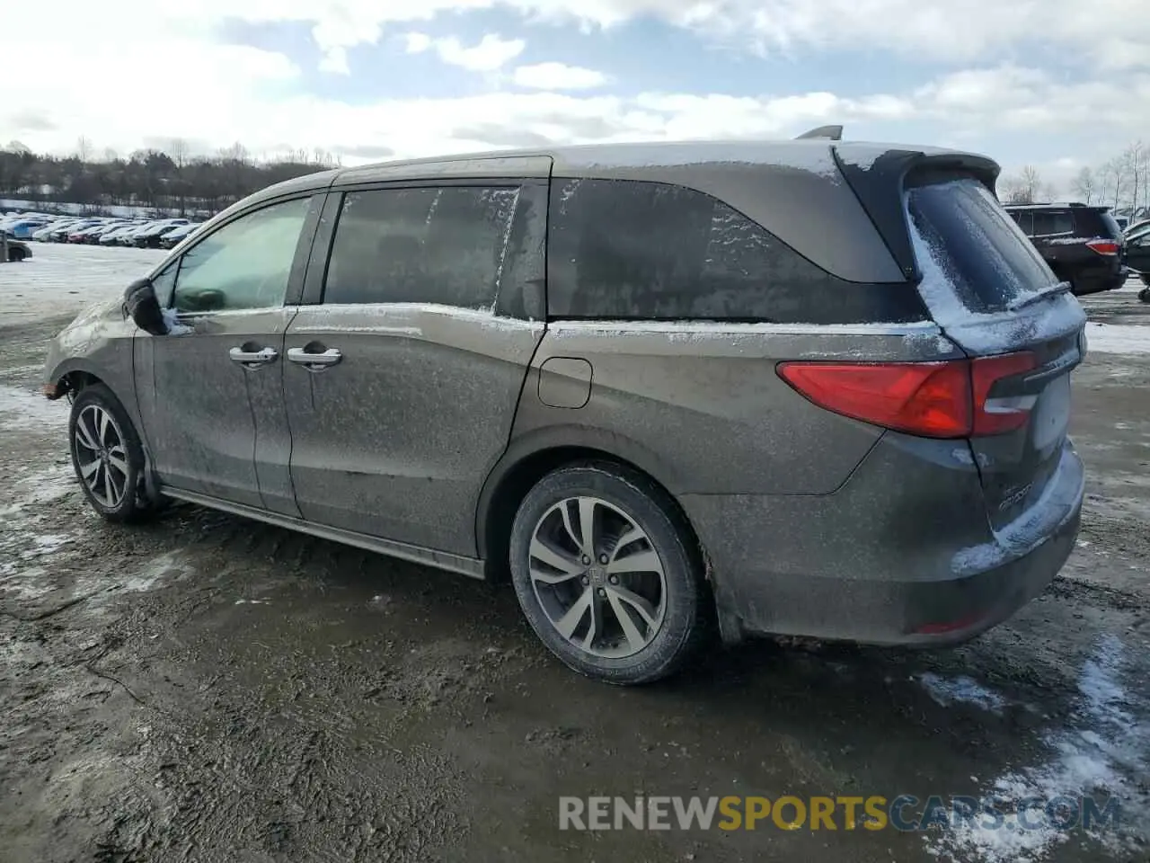 2 Photograph of a damaged car 5FNRL6H86NB000735 HONDA ODYSSEY 2022