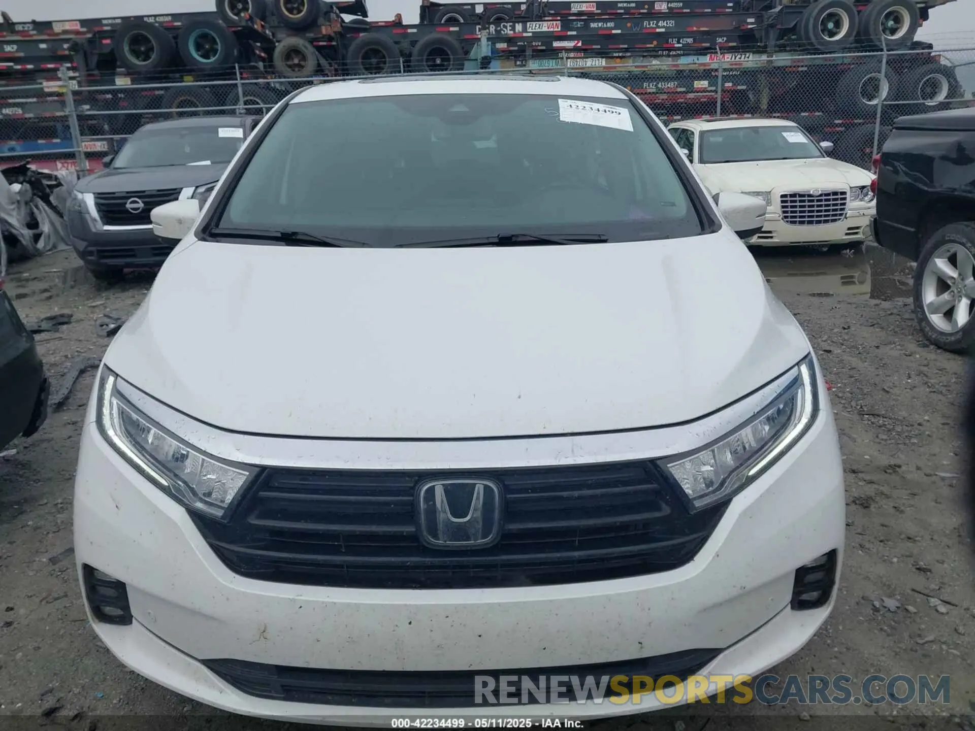 12 Photograph of a damaged car 5FNRL6H87NB058420 HONDA ODYSSEY 2022