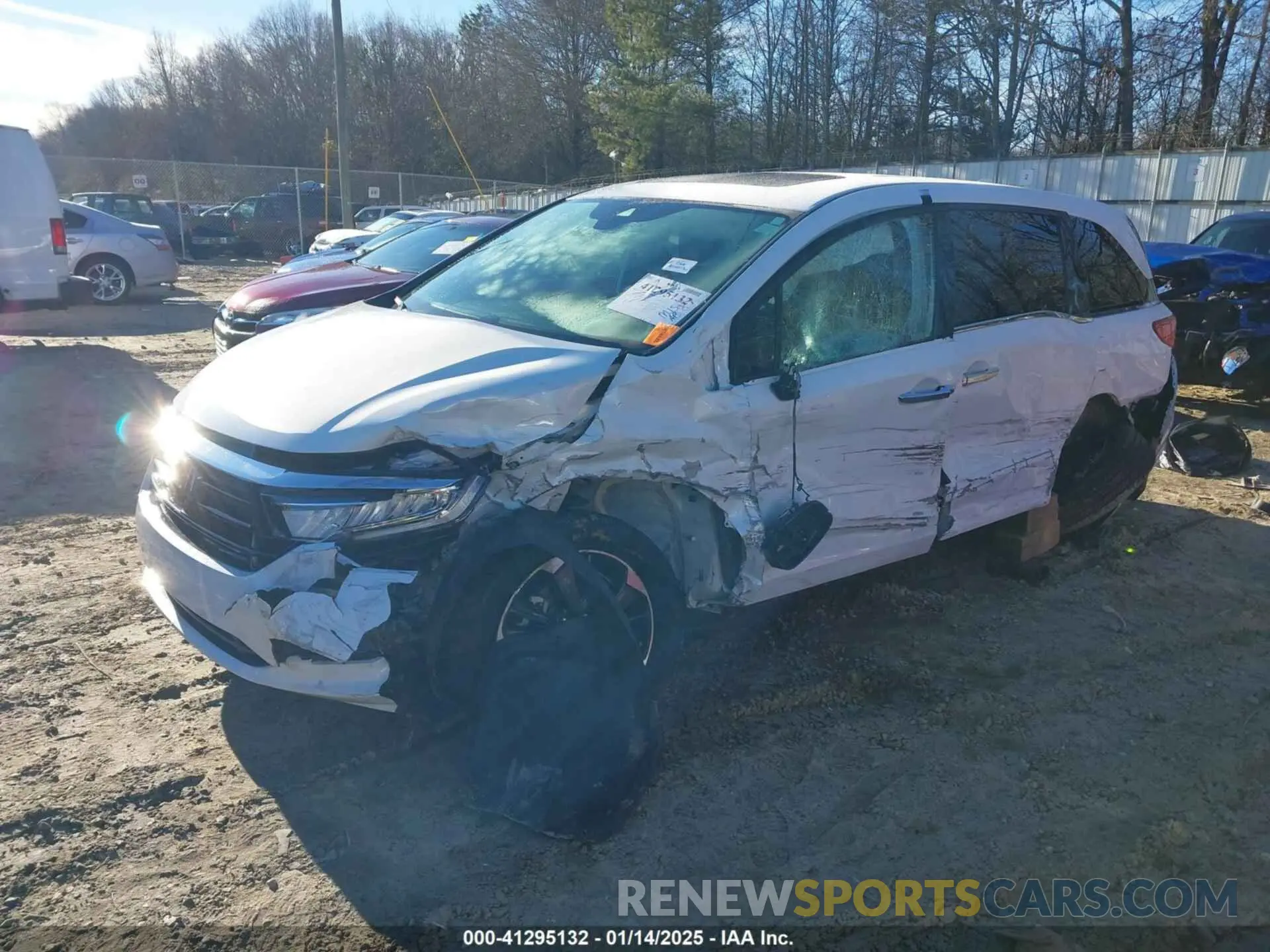 2 Photograph of a damaged car 5FNRL6H91NB006161 HONDA ODYSSEY 2022
