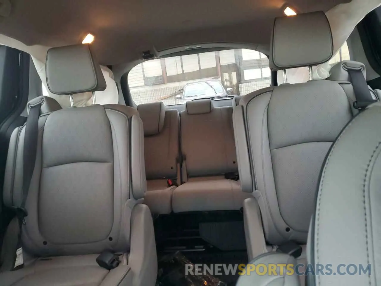 10 Photograph of a damaged car 5FNRL6H91NB042481 HONDA ODYSSEY 2022