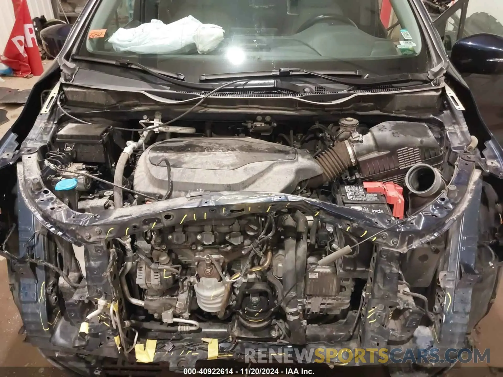 10 Photograph of a damaged car 5FNRL6H92NB011899 HONDA ODYSSEY 2022
