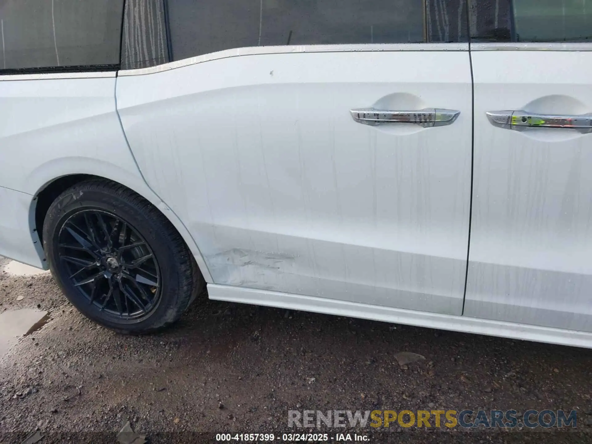 6 Photograph of a damaged car 5FNRL6H93NB027576 HONDA ODYSSEY 2022