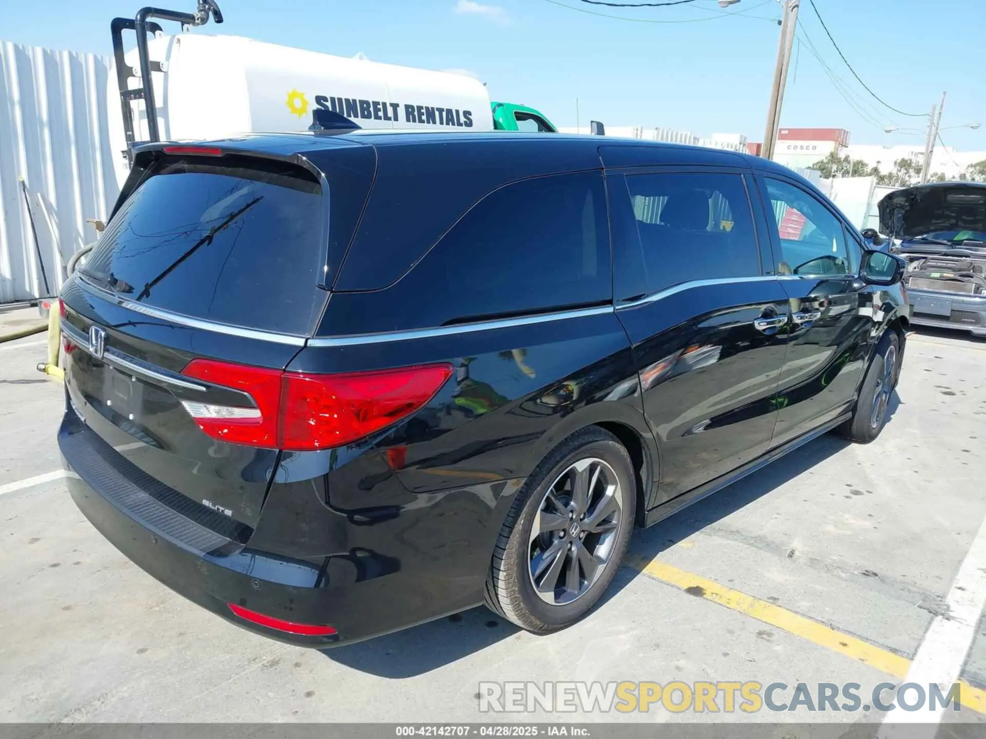 4 Photograph of a damaged car 5FNRL6H93NB051618 HONDA ODYSSEY 2022