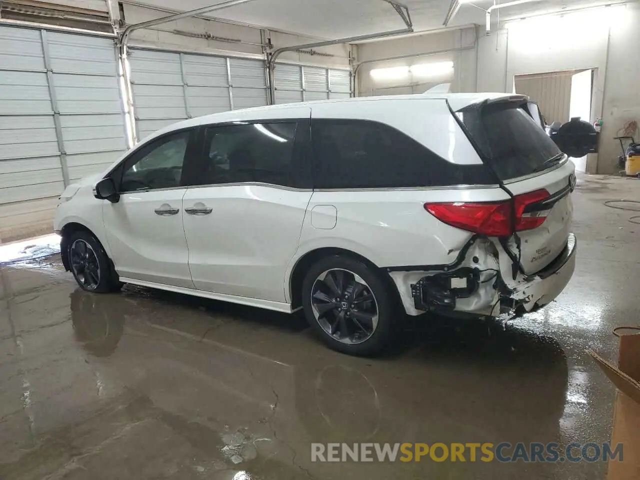 2 Photograph of a damaged car 5FNRL6H93NB065180 HONDA ODYSSEY 2022