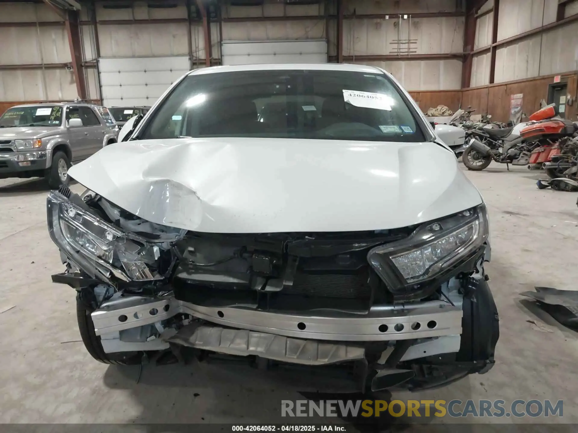13 Photograph of a damaged car 5FNRL6H94NB061316 HONDA ODYSSEY 2022