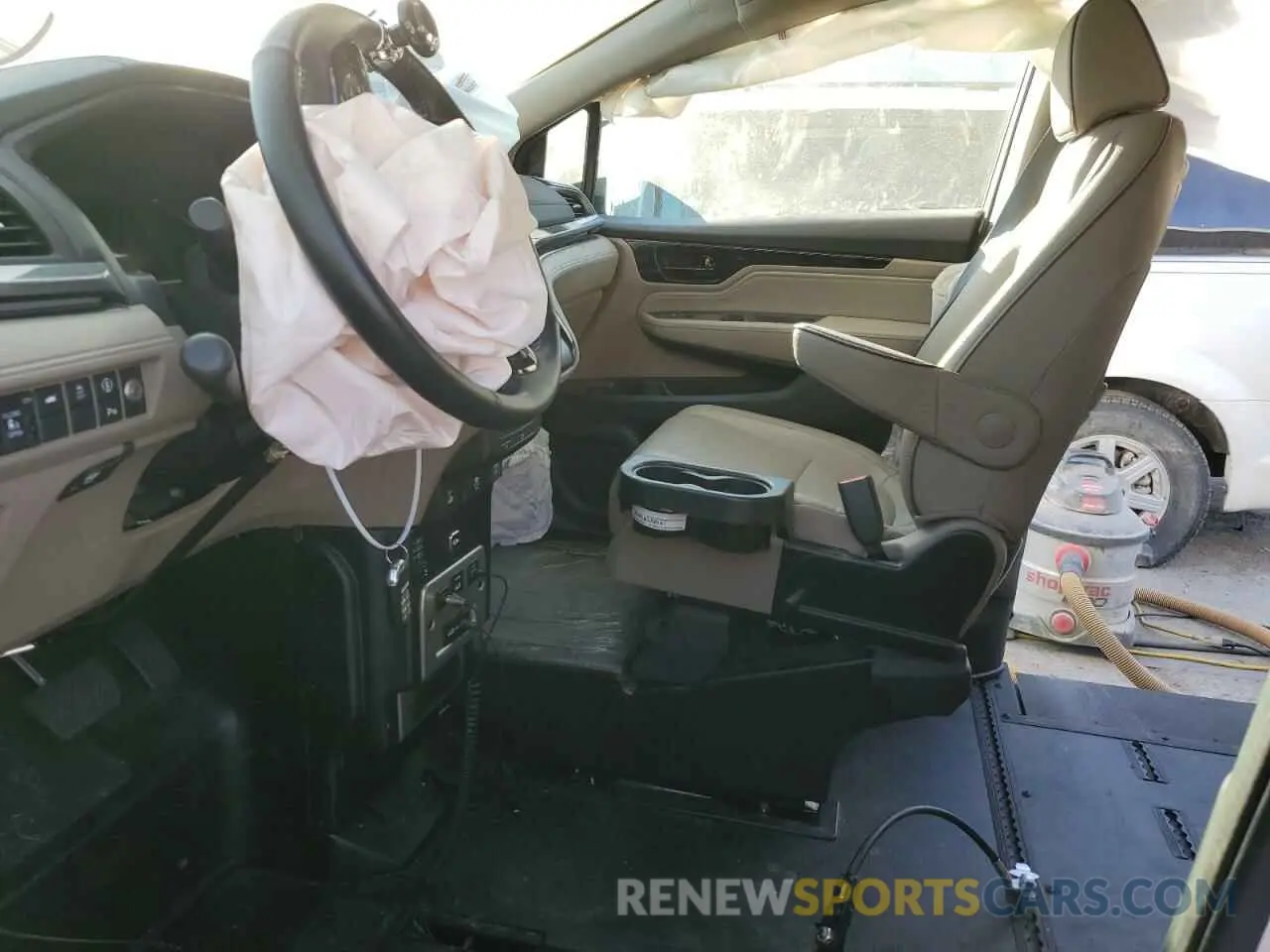 7 Photograph of a damaged car 5FNRL6H98NB022728 HONDA ODYSSEY 2022