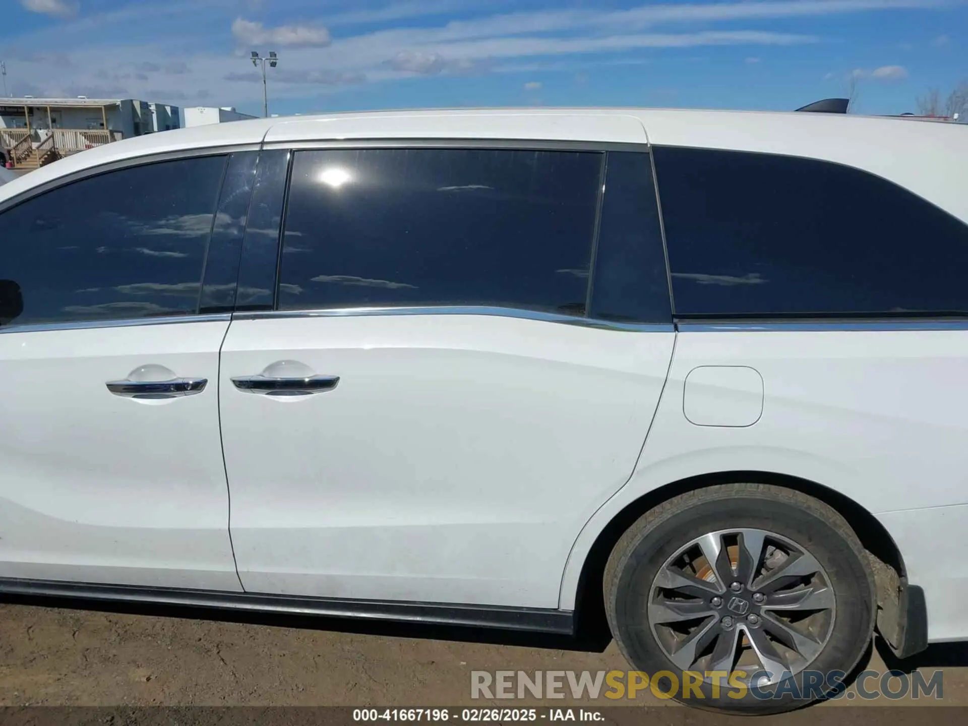 14 Photograph of a damaged car 5FNRL6H60PB056011 HONDA ODYSSEY 2023