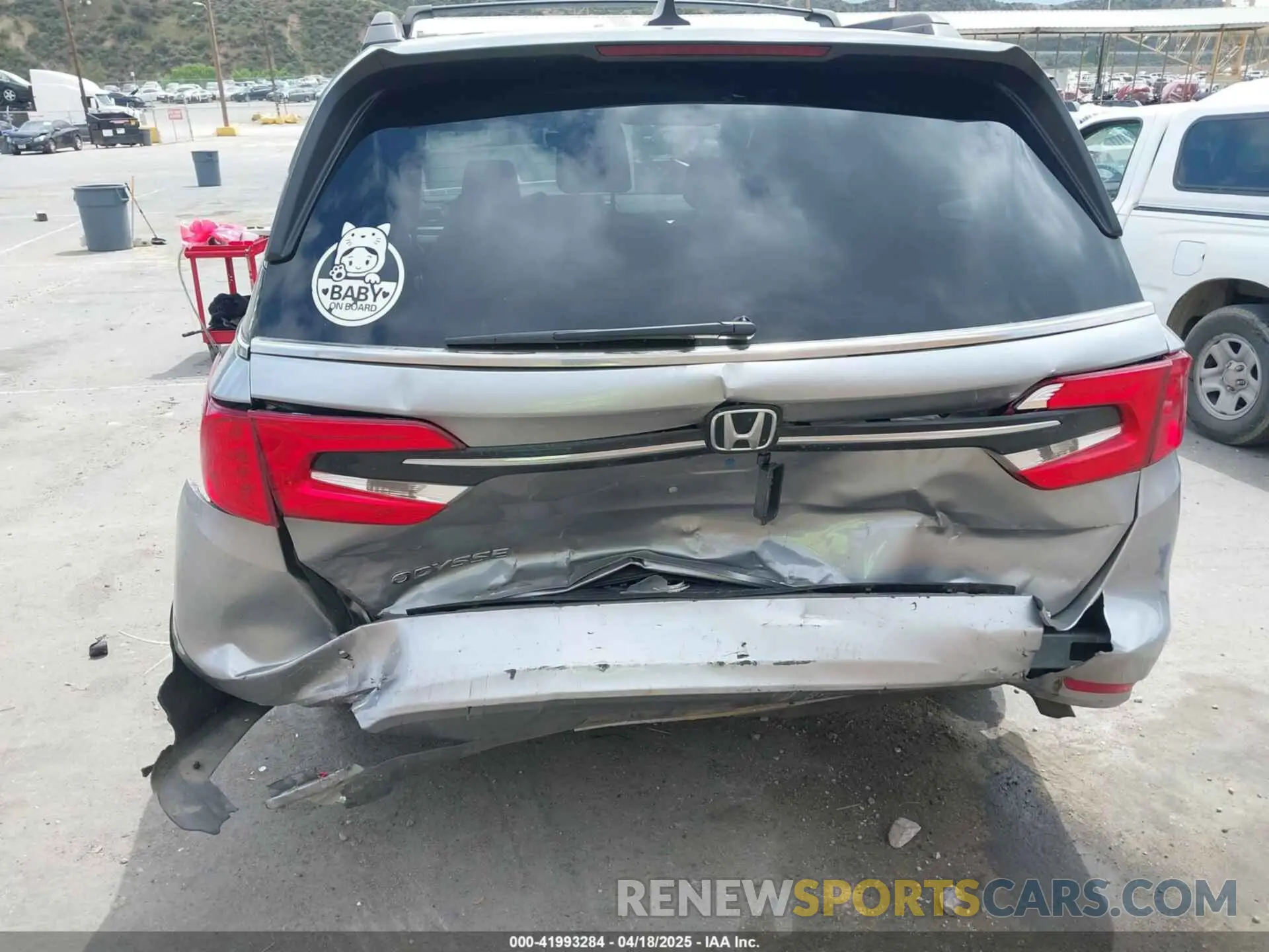6 Photograph of a damaged car 5FNRL6H64PB061373 HONDA ODYSSEY 2023