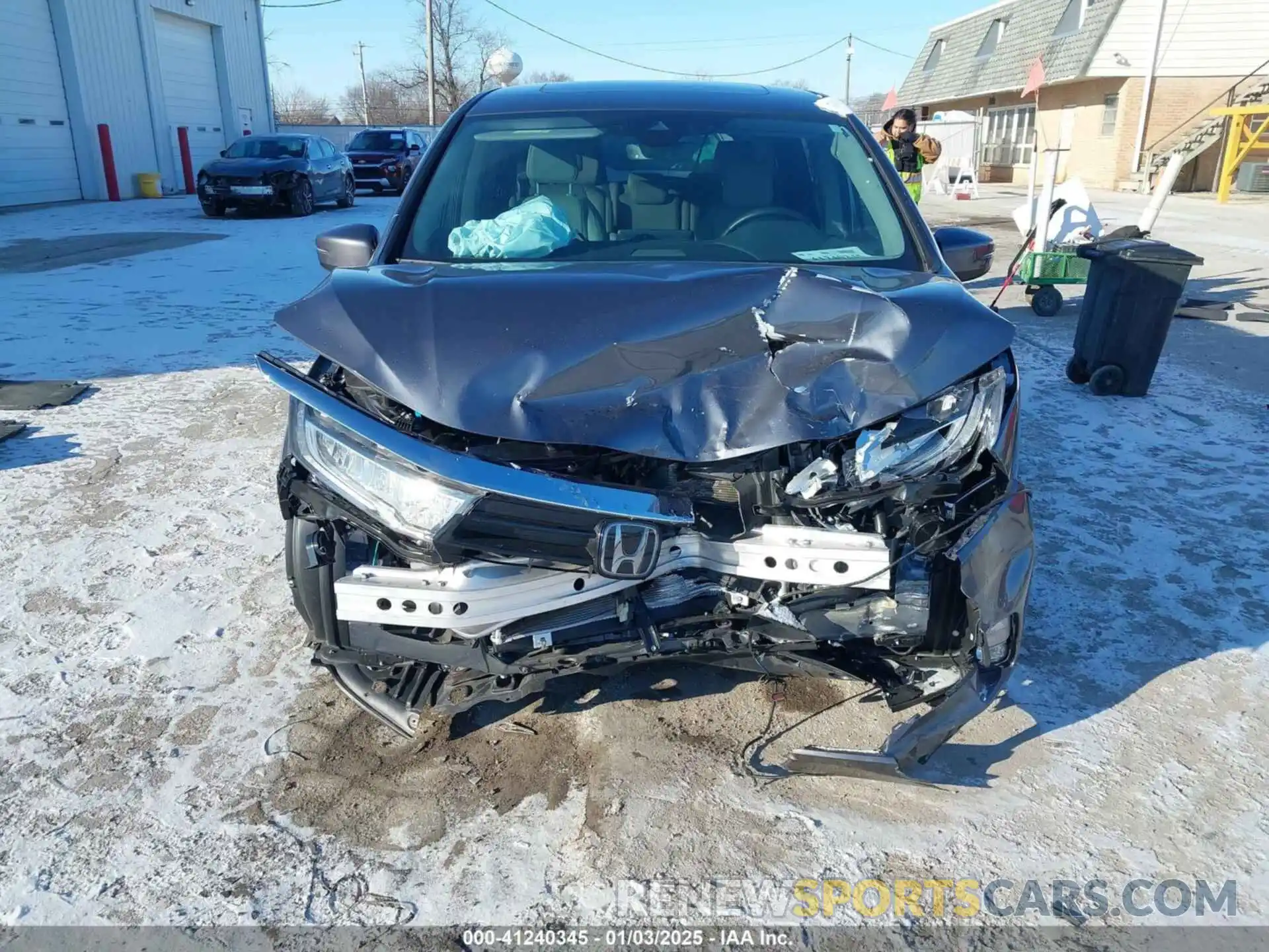 13 Photograph of a damaged car 5FNRL6H65PB035588 HONDA ODYSSEY 2023