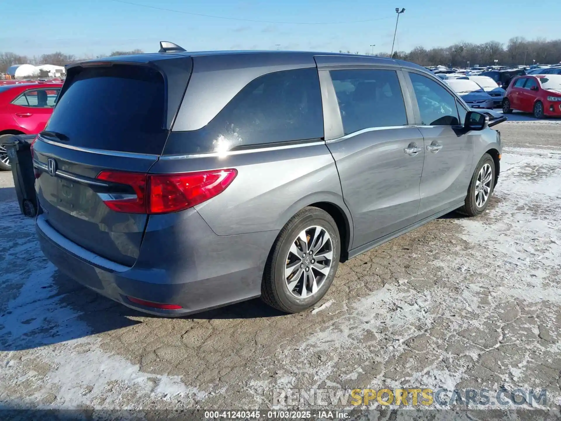 4 Photograph of a damaged car 5FNRL6H65PB035588 HONDA ODYSSEY 2023