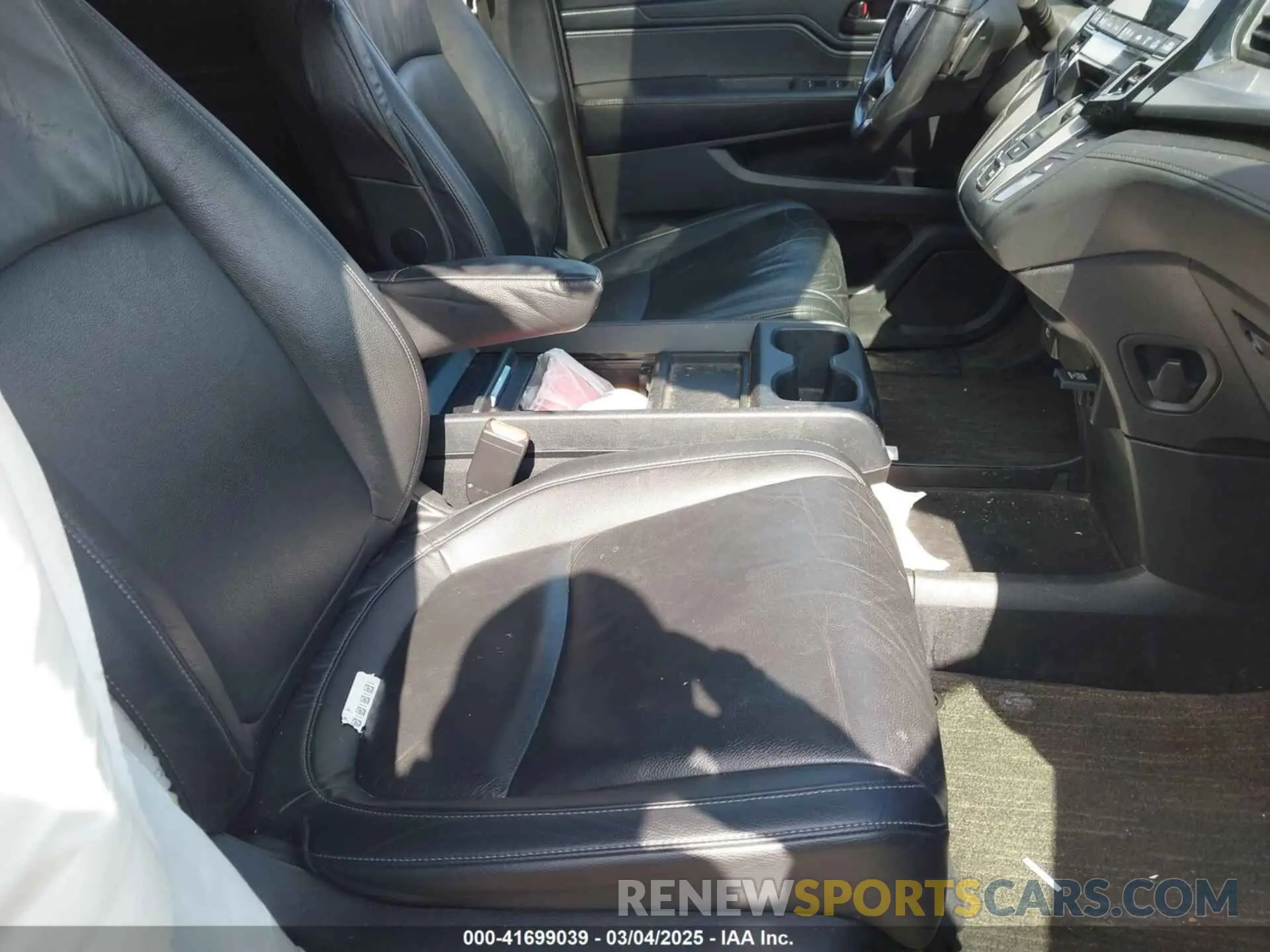 5 Photograph of a damaged car 5FNRL6H67PB029548 HONDA ODYSSEY 2023