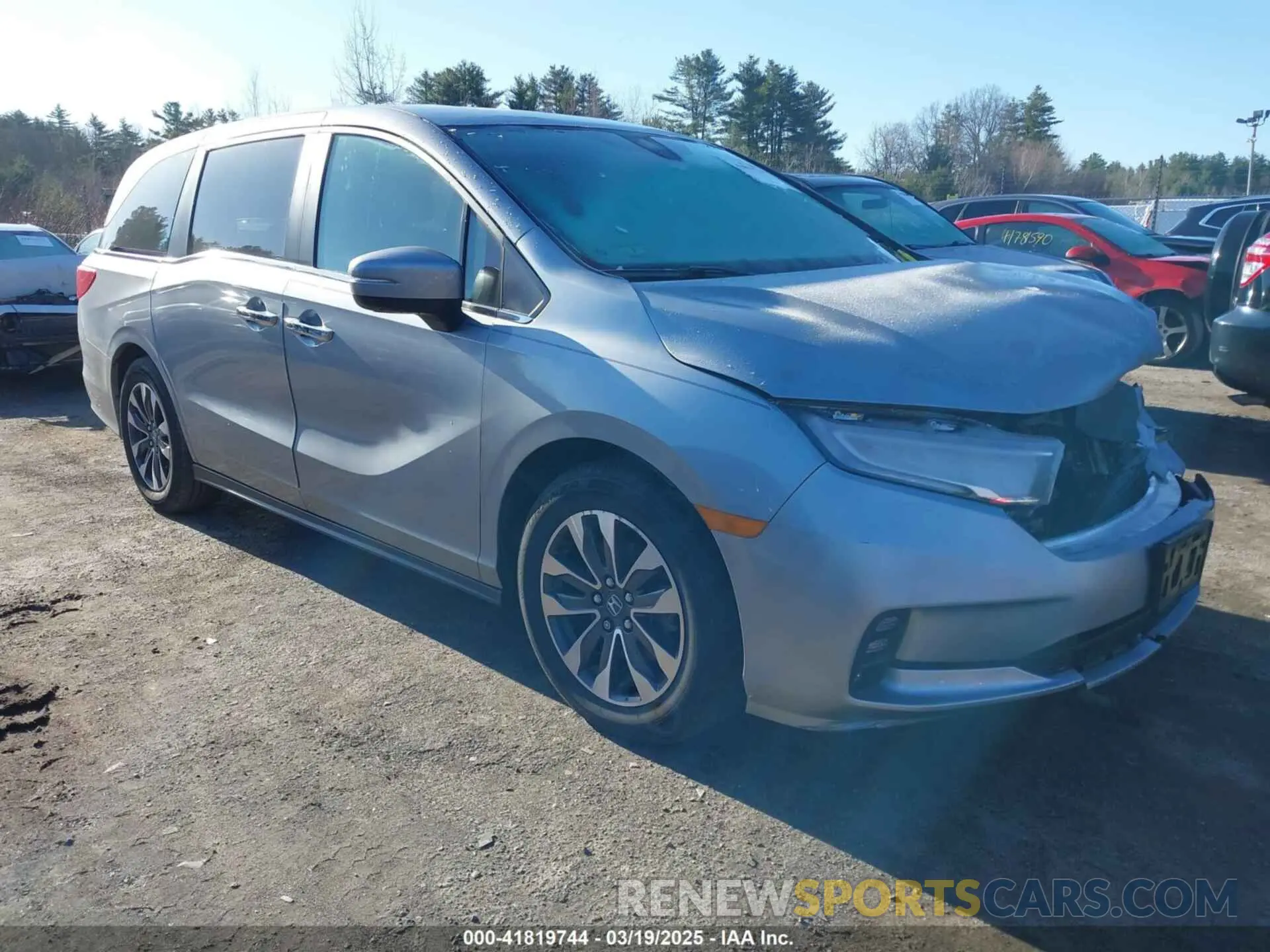 1 Photograph of a damaged car 5FNRL6H69PB045766 HONDA ODYSSEY 2023