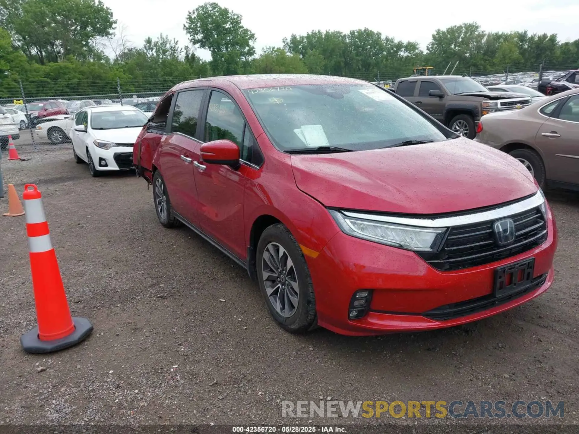 1 Photograph of a damaged car 5FNRL6H6XPB009830 HONDA ODYSSEY 2023