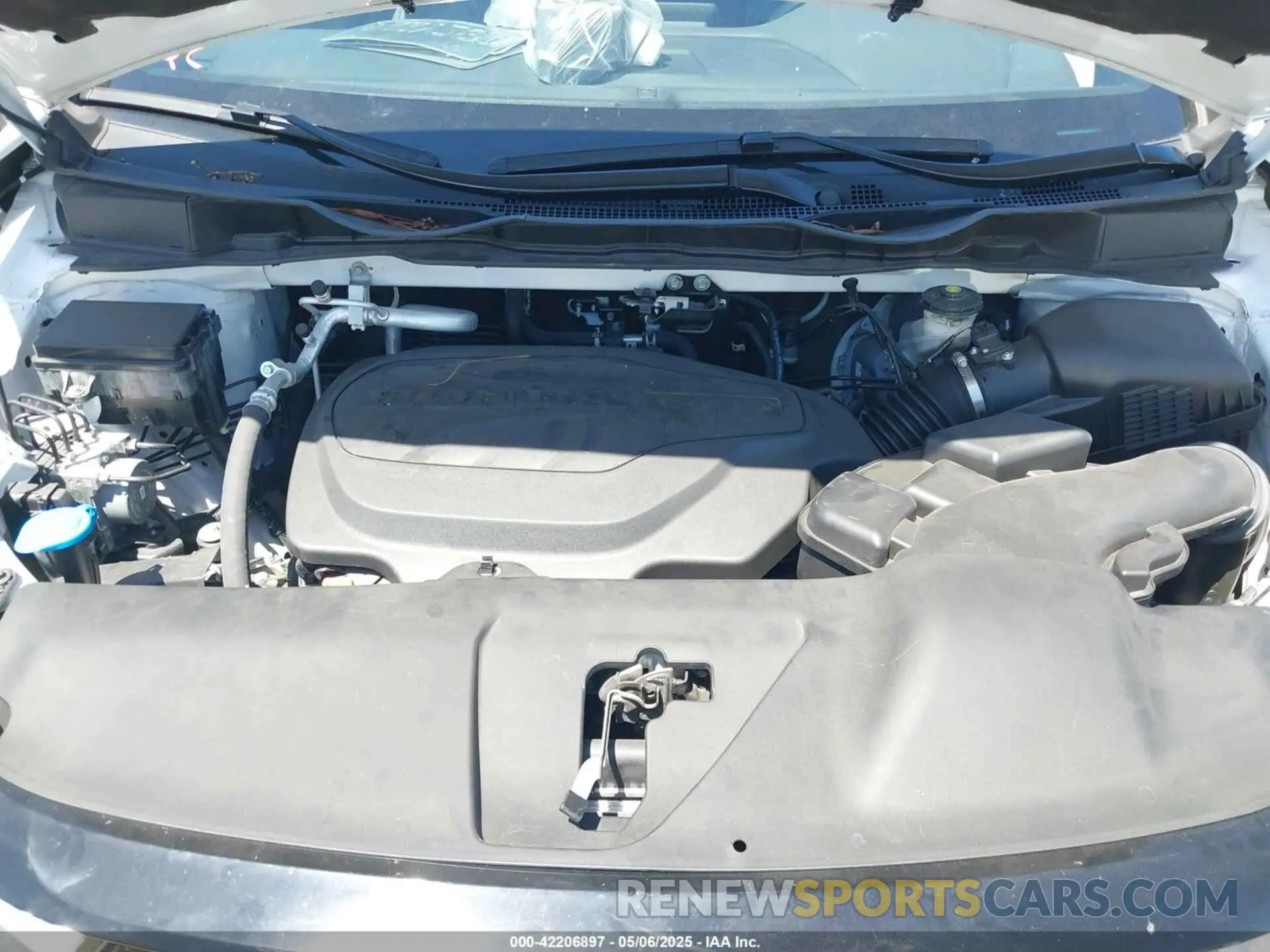 10 Photograph of a damaged car 5FNRL6H74PB070034 HONDA ODYSSEY 2023